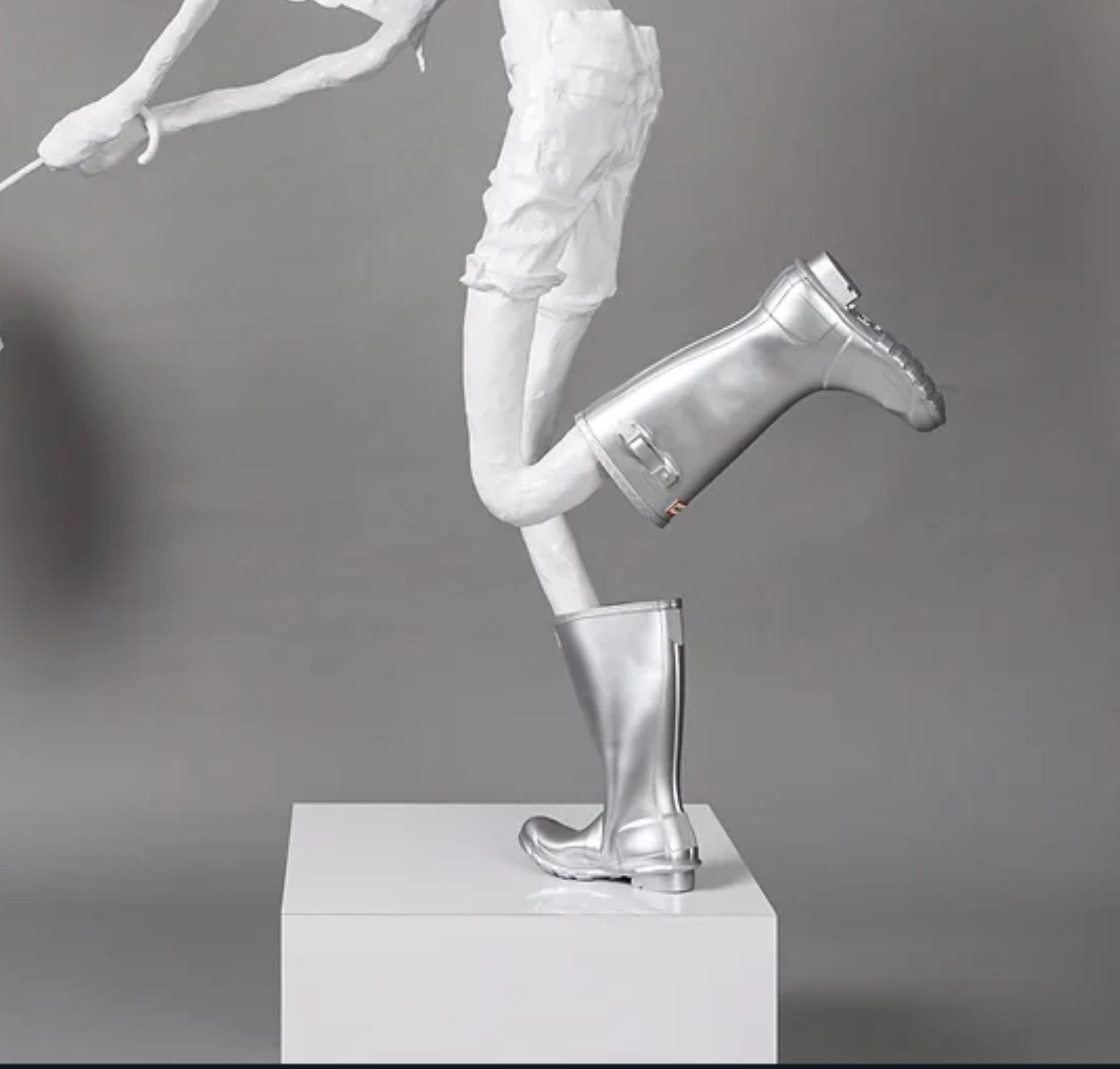 A. Silver Wind - Sculpture di Bret Reilly