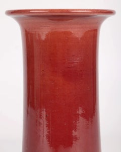 Vaso in ceramica artistica smaltata Bretby Arts & Crafts Sang De Boeuf