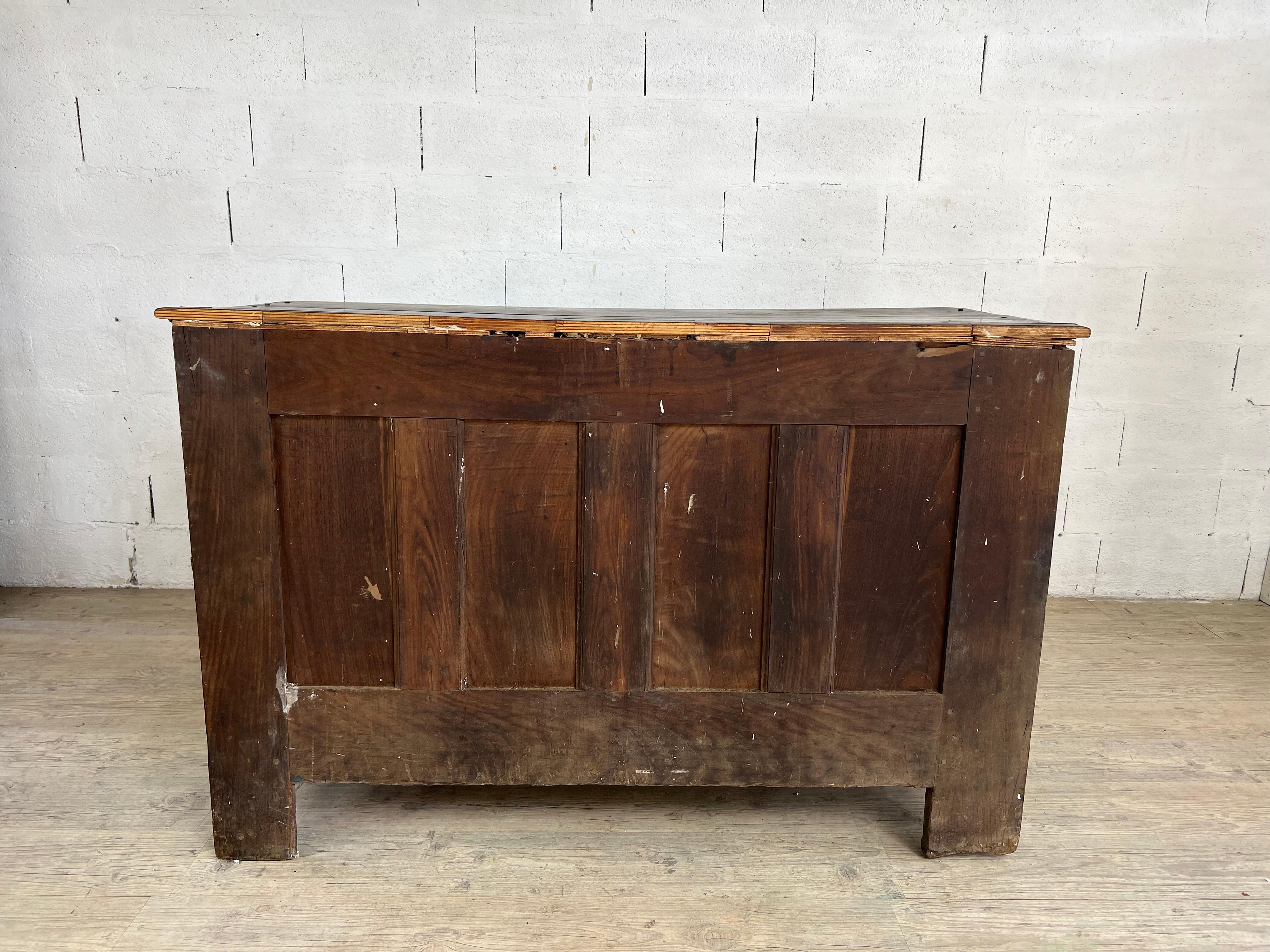 Buffet breton - Quimper, Bretagne - 19e siècle en vente 2