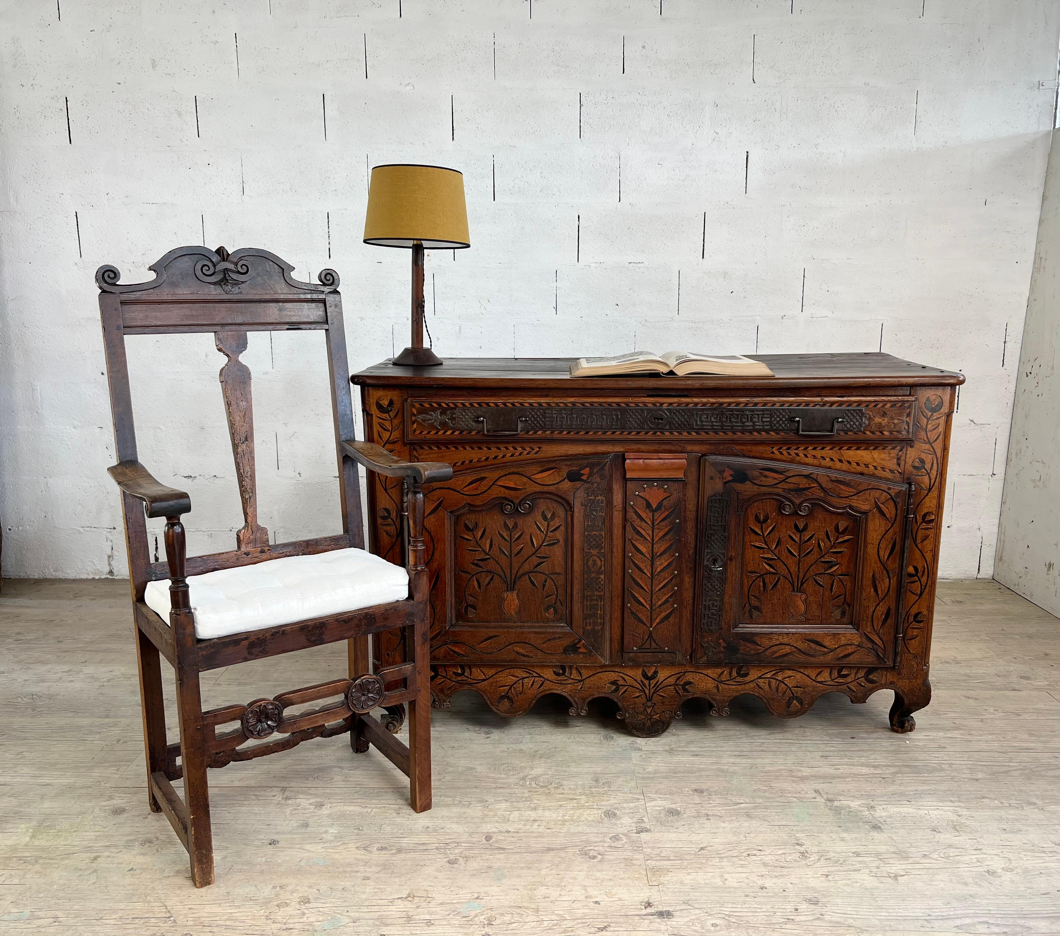 Buffet breton - Quimper, Bretagne - 19e siècle en vente 3
