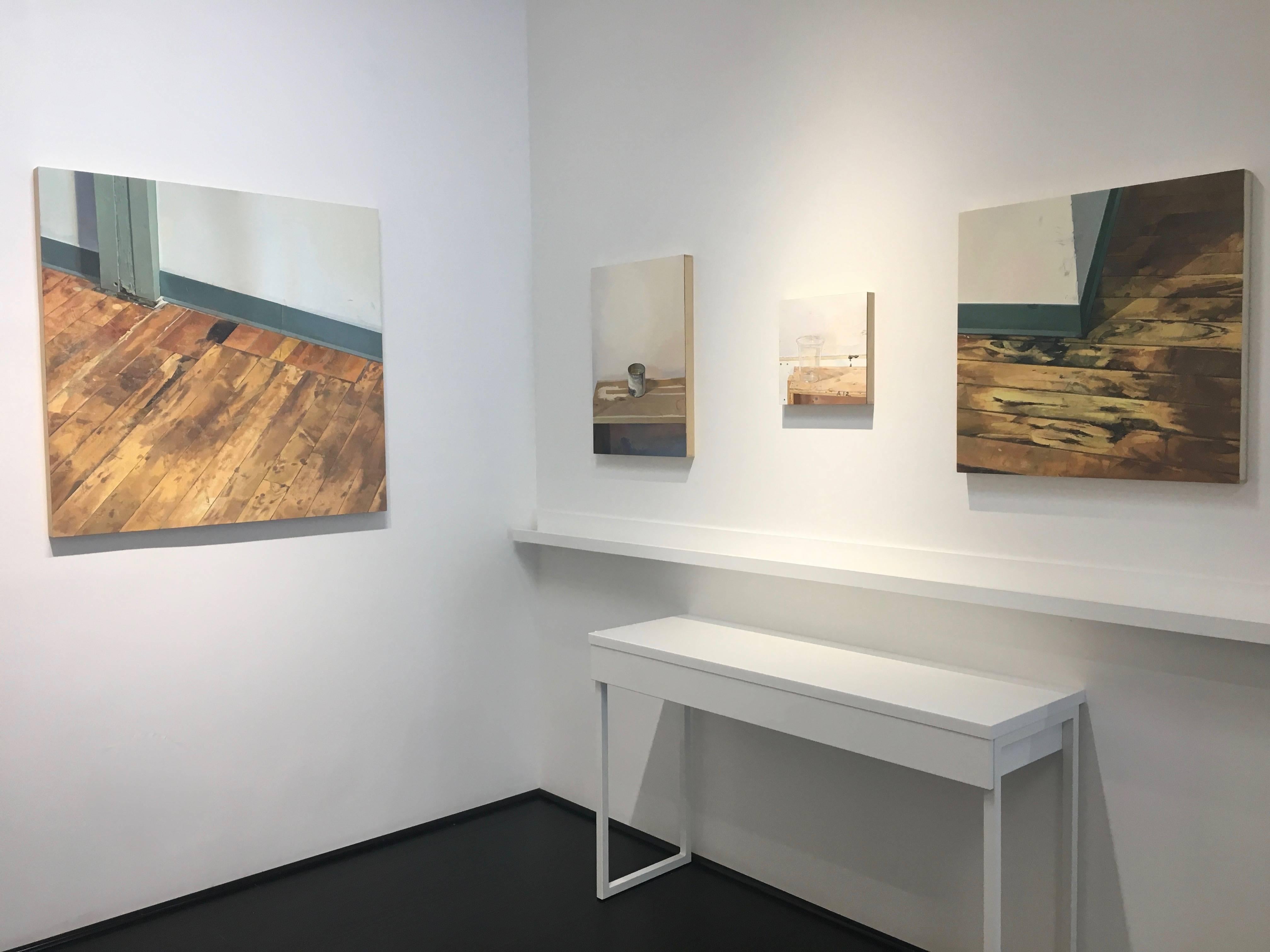Suelo del vestíbulo - Suelo de madera Rodapié verde azulado Interior del vestíbulo blanco, 2016 - Interior Painting Azul de Brett Eberhardt