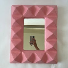 Brett Warr Studio Le' Stud Spiegel aus rosa Gips und Fiberglas, USA 2022