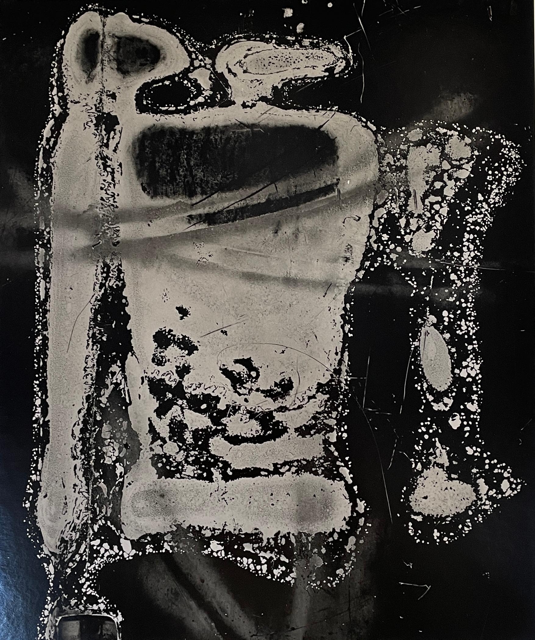 Brett Weston Black and White Photograph – Autoabrieb