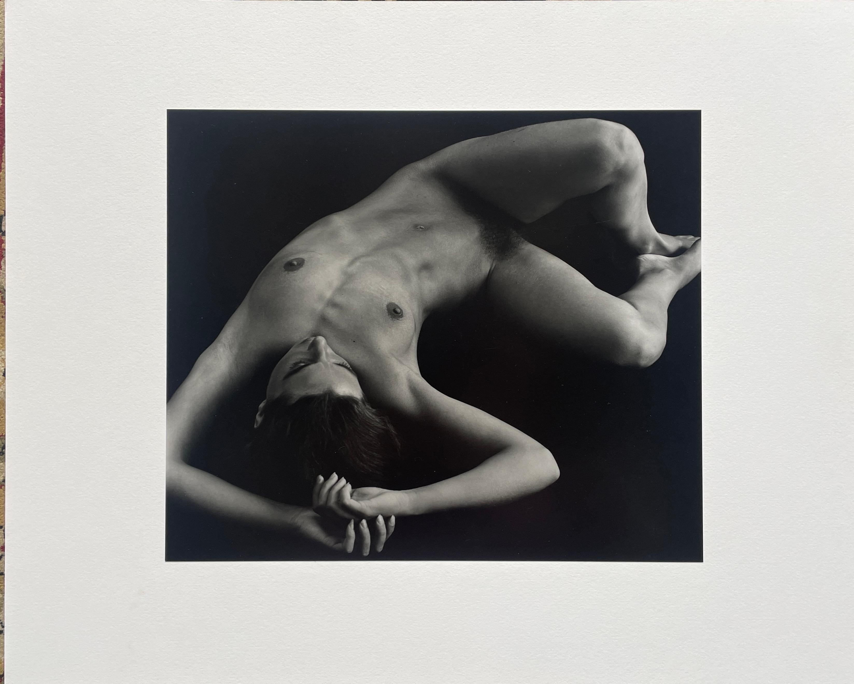 Handgedruckt von Brett Weston.
Geprüft von Carol Wiliams (Fotografie West Gallery)
Neuwertiger Zustand
Keine Unterschrift
Verso gestempelt, signiert von C. Williams