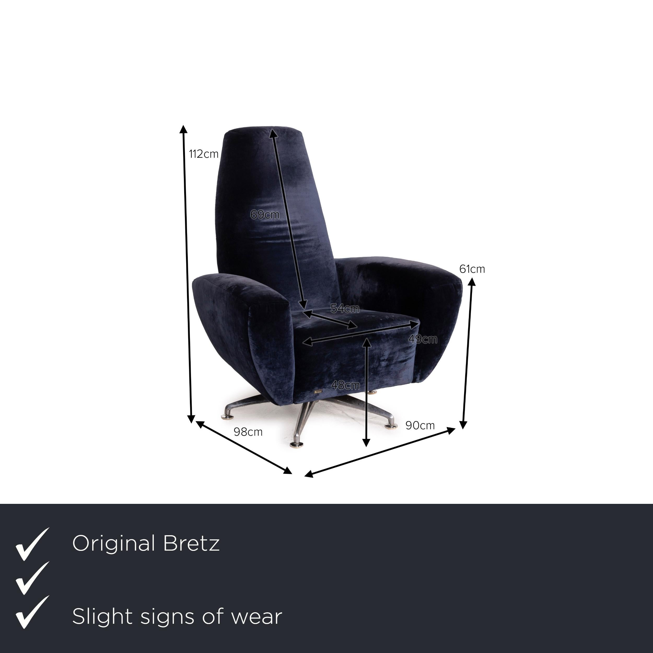 We present to you a Bretz anthracite armchair fabric.


 Product measurements in centimeters:
 

Depth: 98
Width: 90
Height: 112
Seat height: 48
Rest height: 61
Seat depth: 54
Seat width: 49
Back height: 69.
 