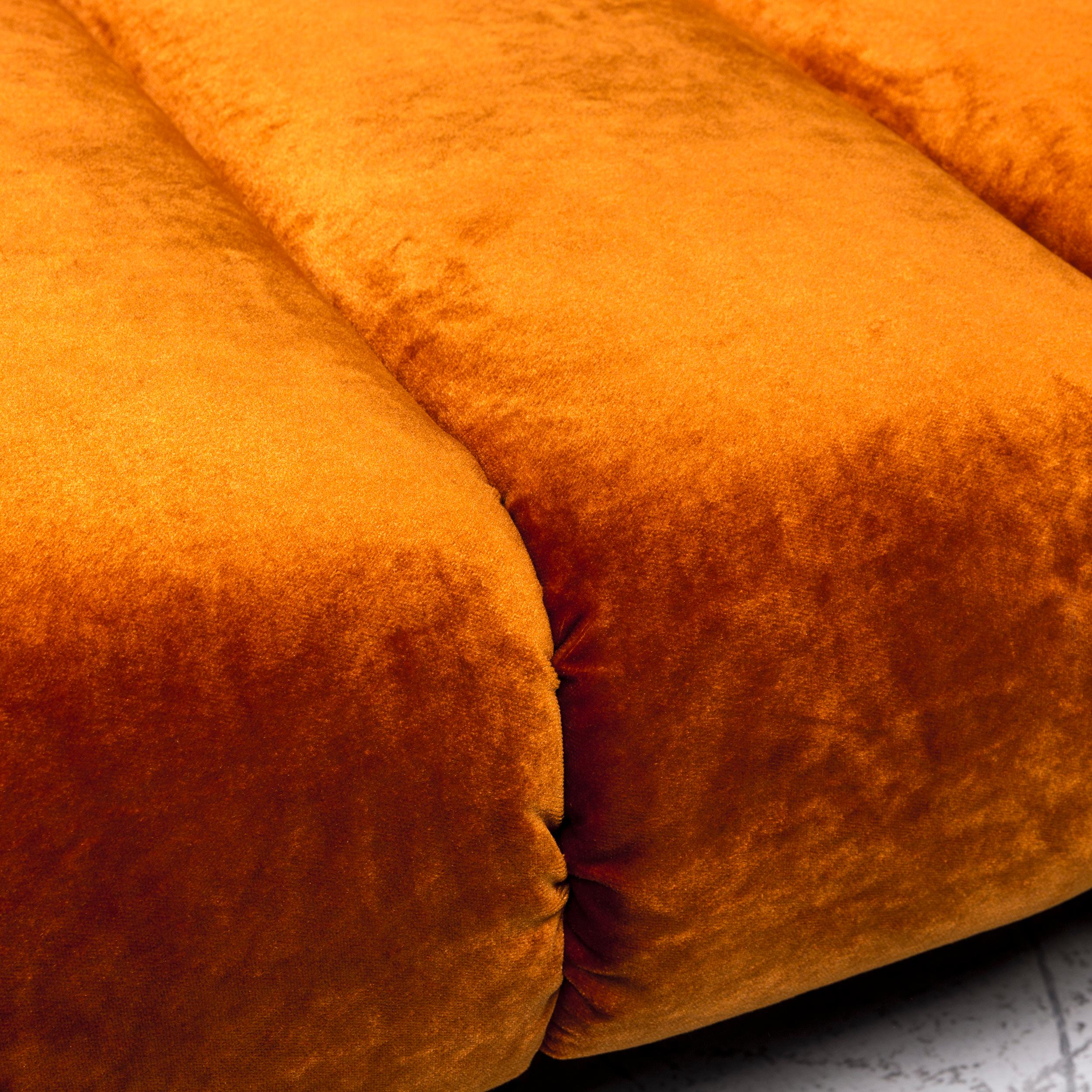 Bretz Confucius Orange Designer Velvet Fabric Sofa Three-Seat Couch In Excellent Condition For Sale In Cologne, DE
