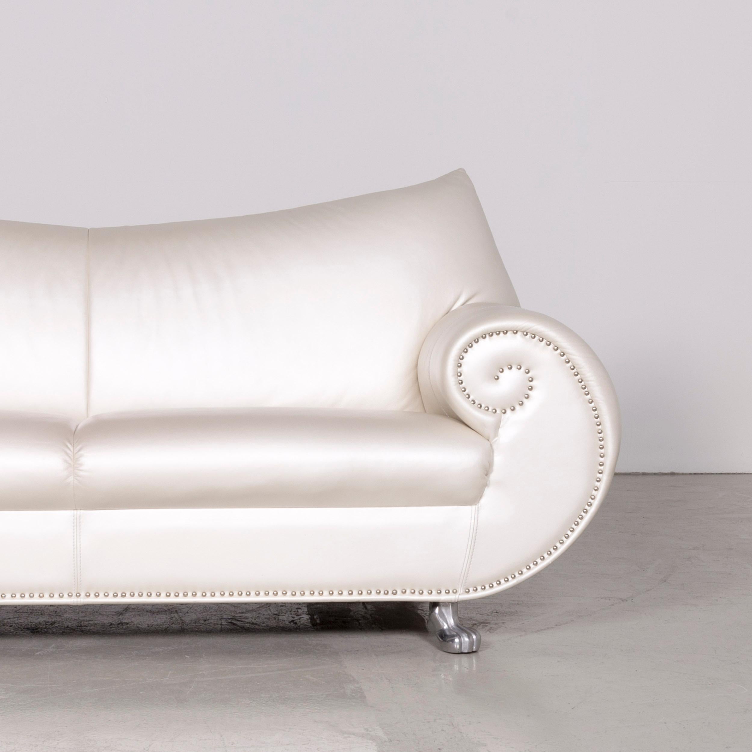 Contemporary Bretz Gaudi Designer Leather Sofa White Two-Seat Couch For Sale