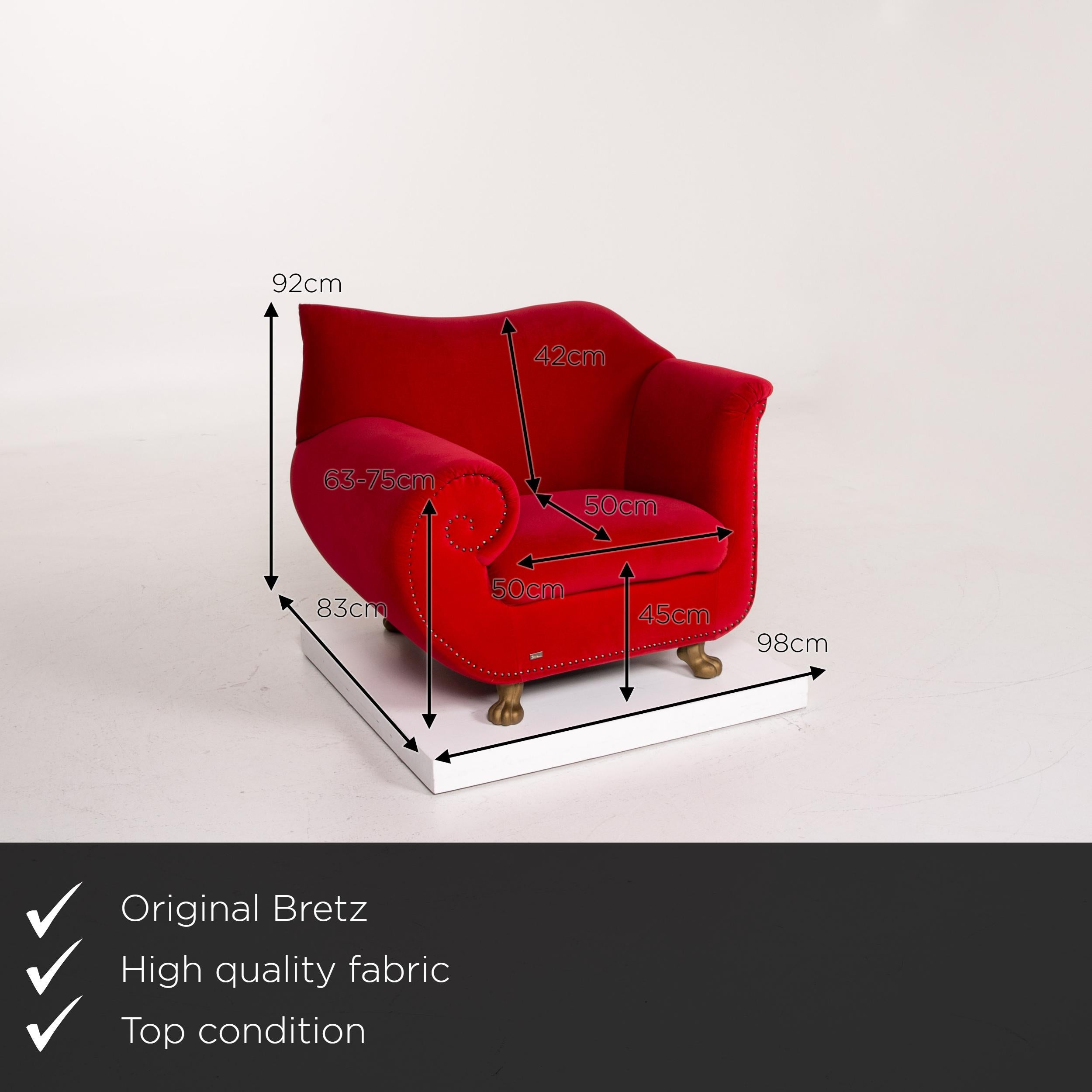 We present to you a Bretz Gaudi fabric armchair red.
 

 Product measurements in centimeters:
 

Depth 83
Width 98
Height 92
Seat height 45
Rest height 63
Seat depth 50
Seat width 50
Back height 42.
 