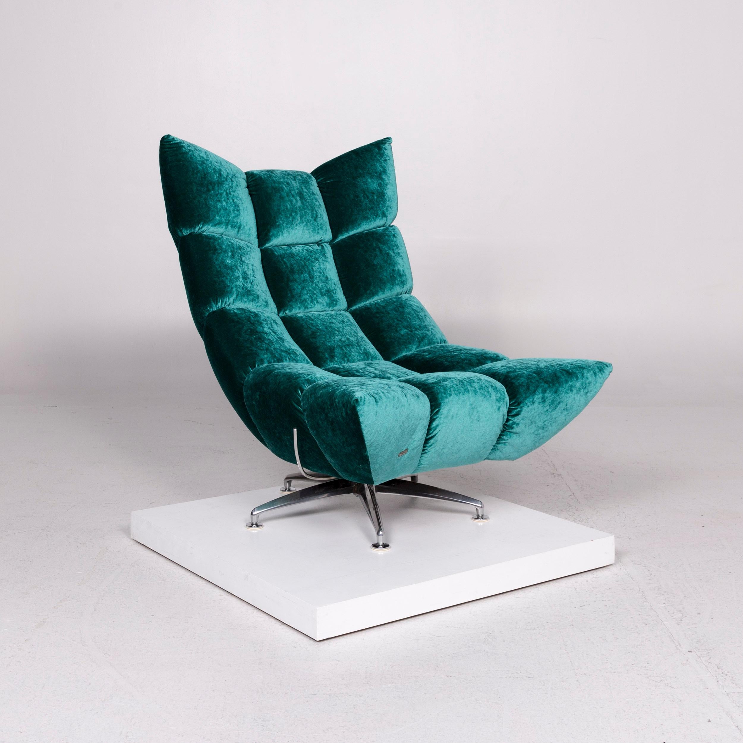 We bring to you a Bretz Hangout velvet fabric armchair blue turquoise function.


 Product measurements in centimeters:
 

Depth 116
Width 84
Height 103
Seat-height 48
Seat-depth 53
Seat-width 84
Back-height 56.

 