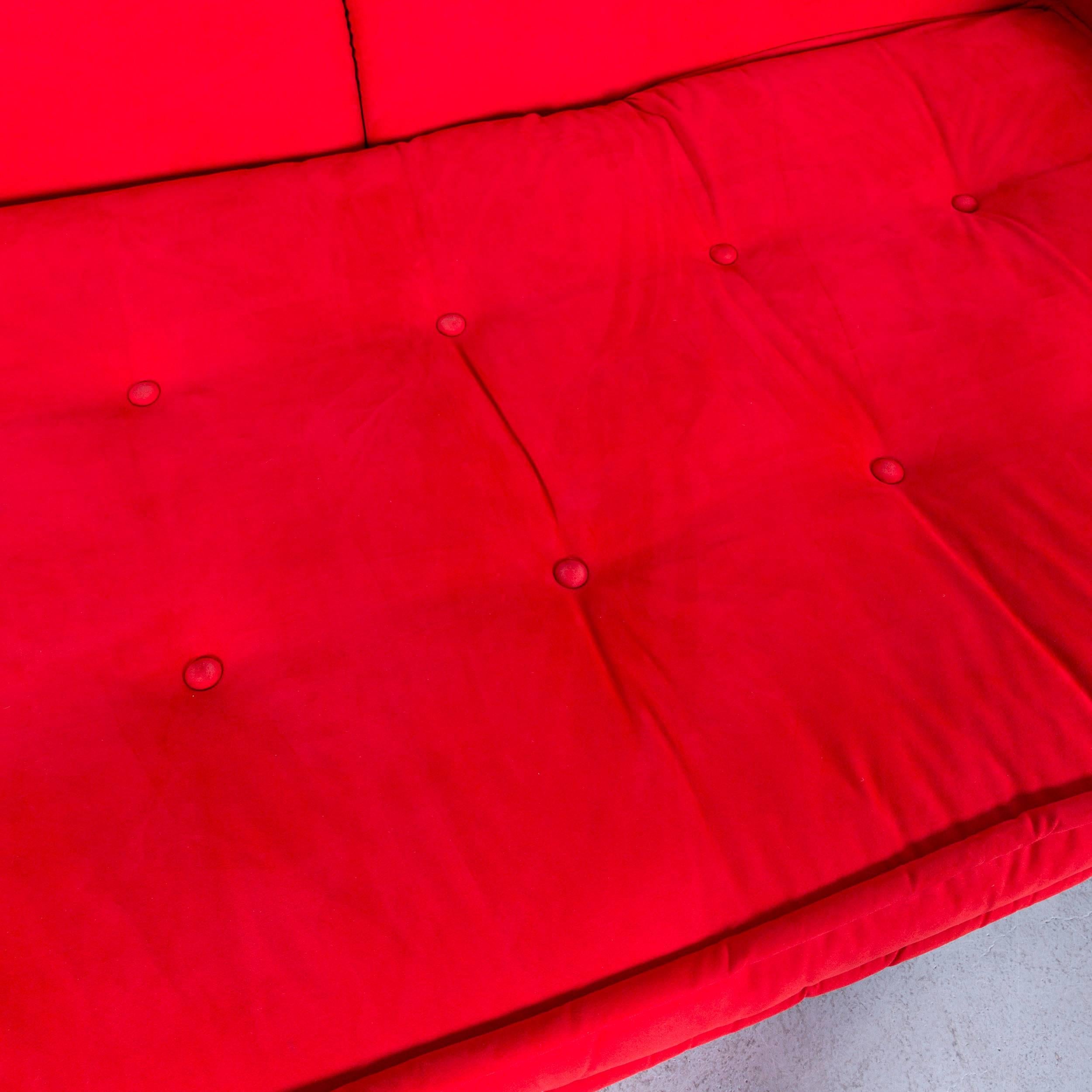 Leather Bretz Mammut Fabric Sofa Red Three-Seat Couch
