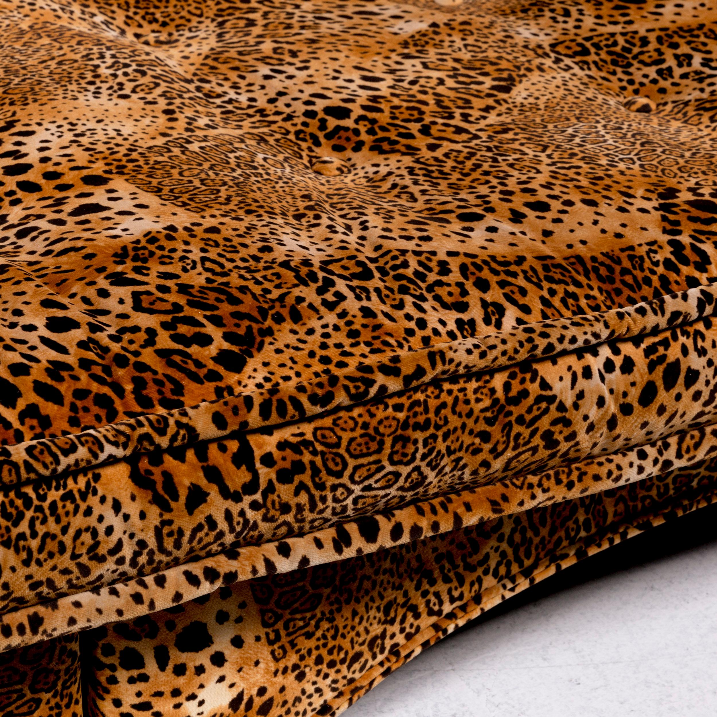 Modern Bretz Monster Velvet Fabric Sofa Brown Ocher-Brown Patterned Leoprint Leomuster For Sale