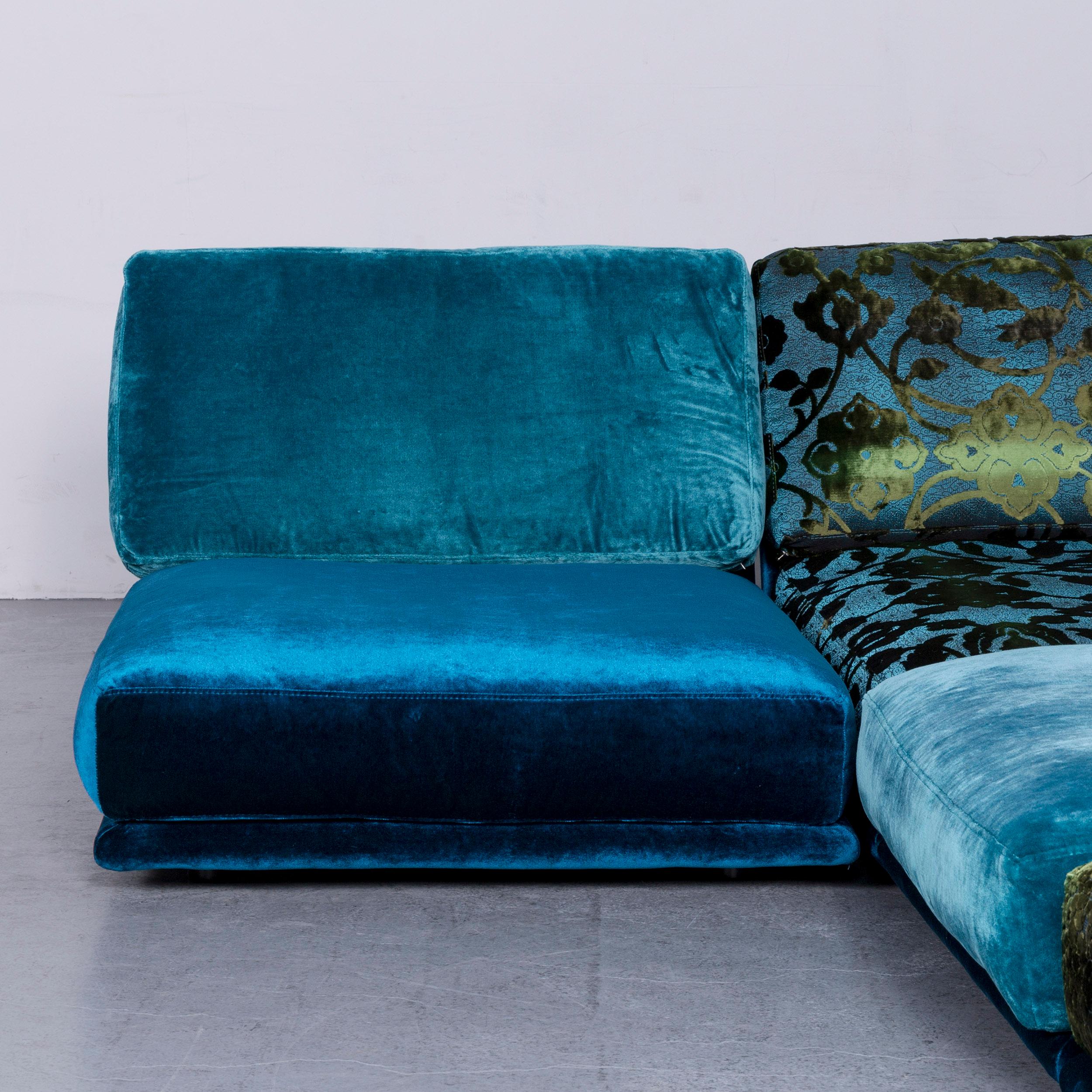 Canapé d'angle Bretz Napali de designer en velours bleu turquoise avec pochette moderne Excellent état - En vente à Cologne, DE