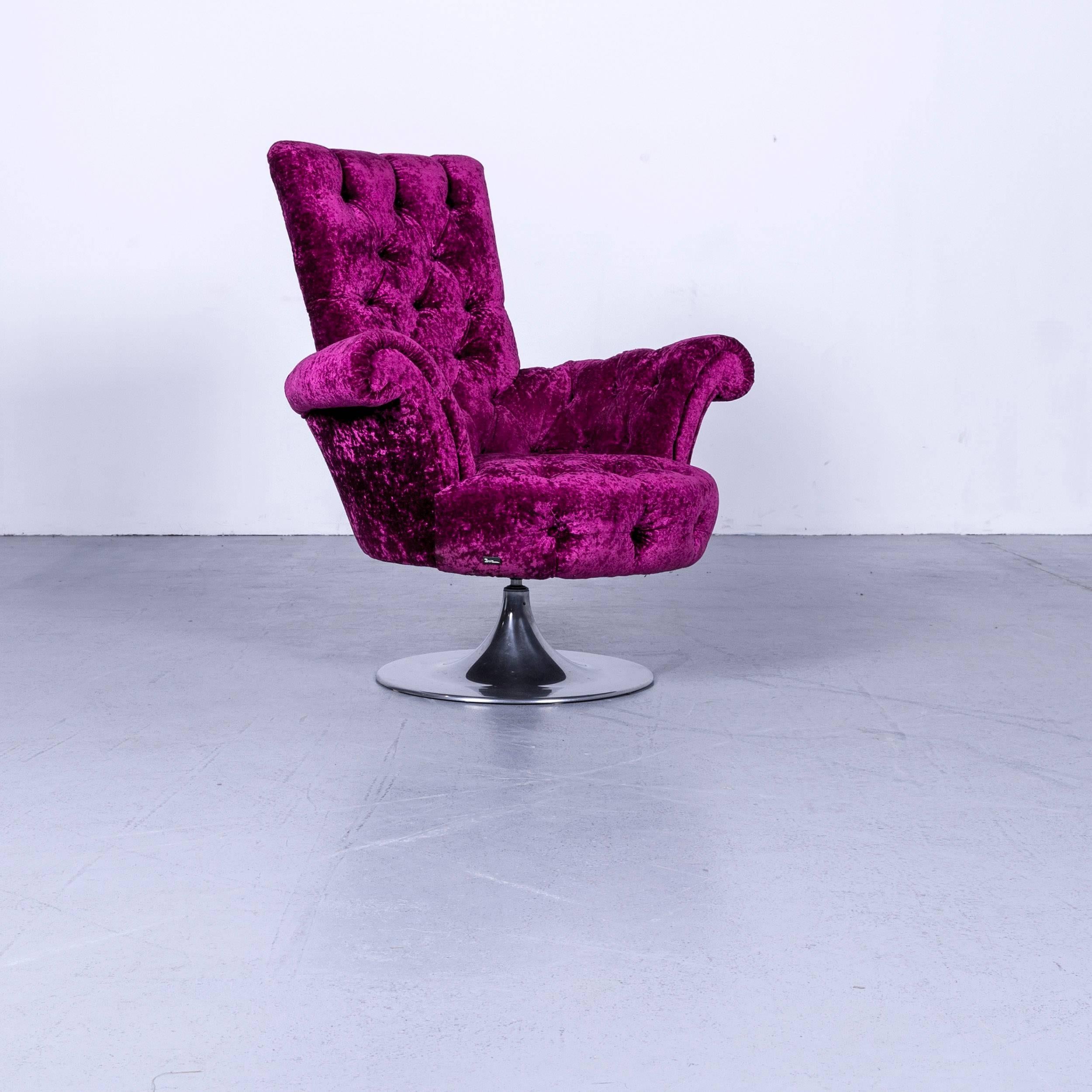 We bring to you an Bretz Pompadou fabric armchair purple red one seat.




















 