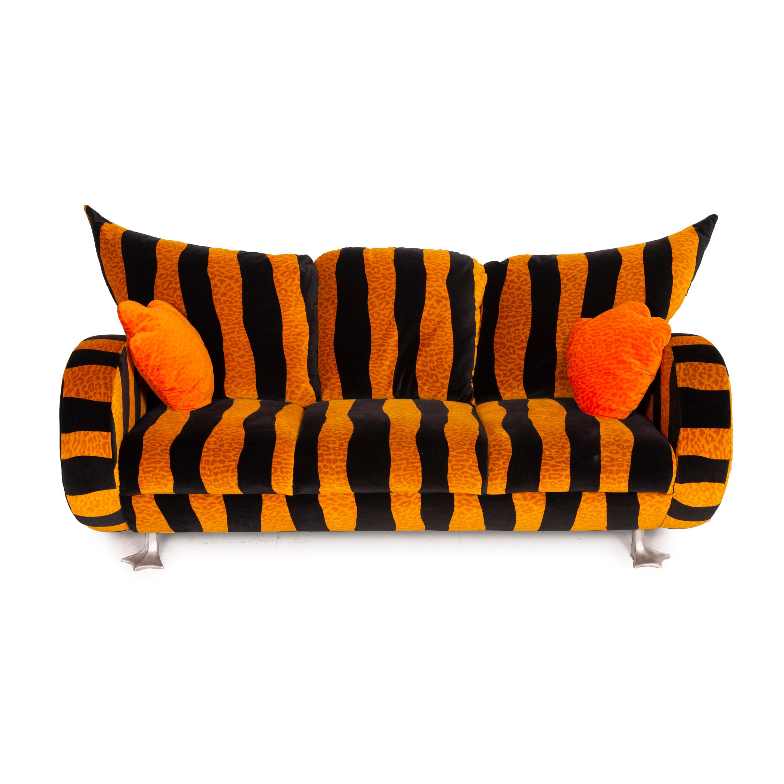 Bretz Prison Duck Fabric Sofa Gelb Dreisitzer Schwarzes Tiger-Muster 3