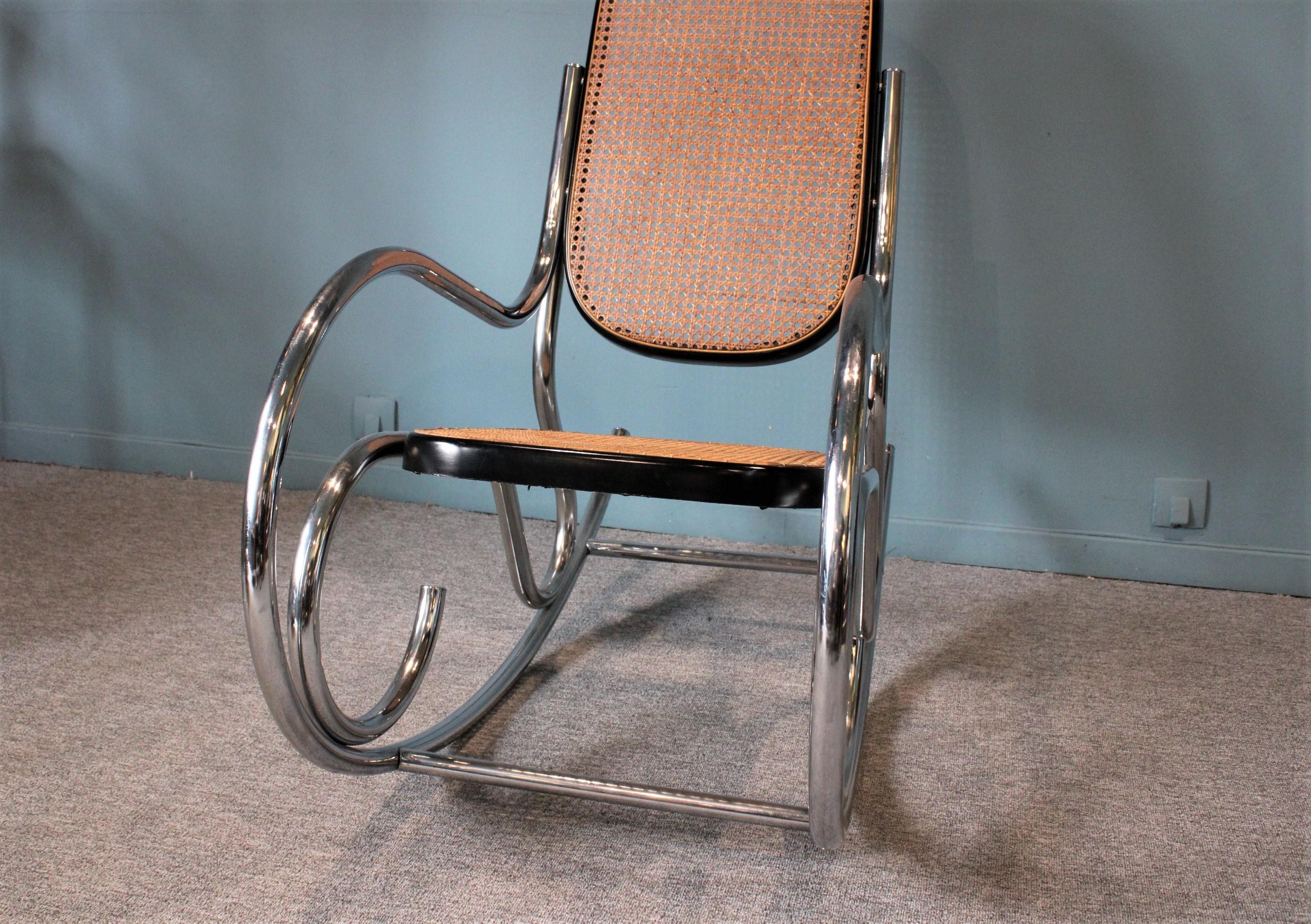 Breuer Rocking-Chair In Good Condition For Sale In Paris, FR