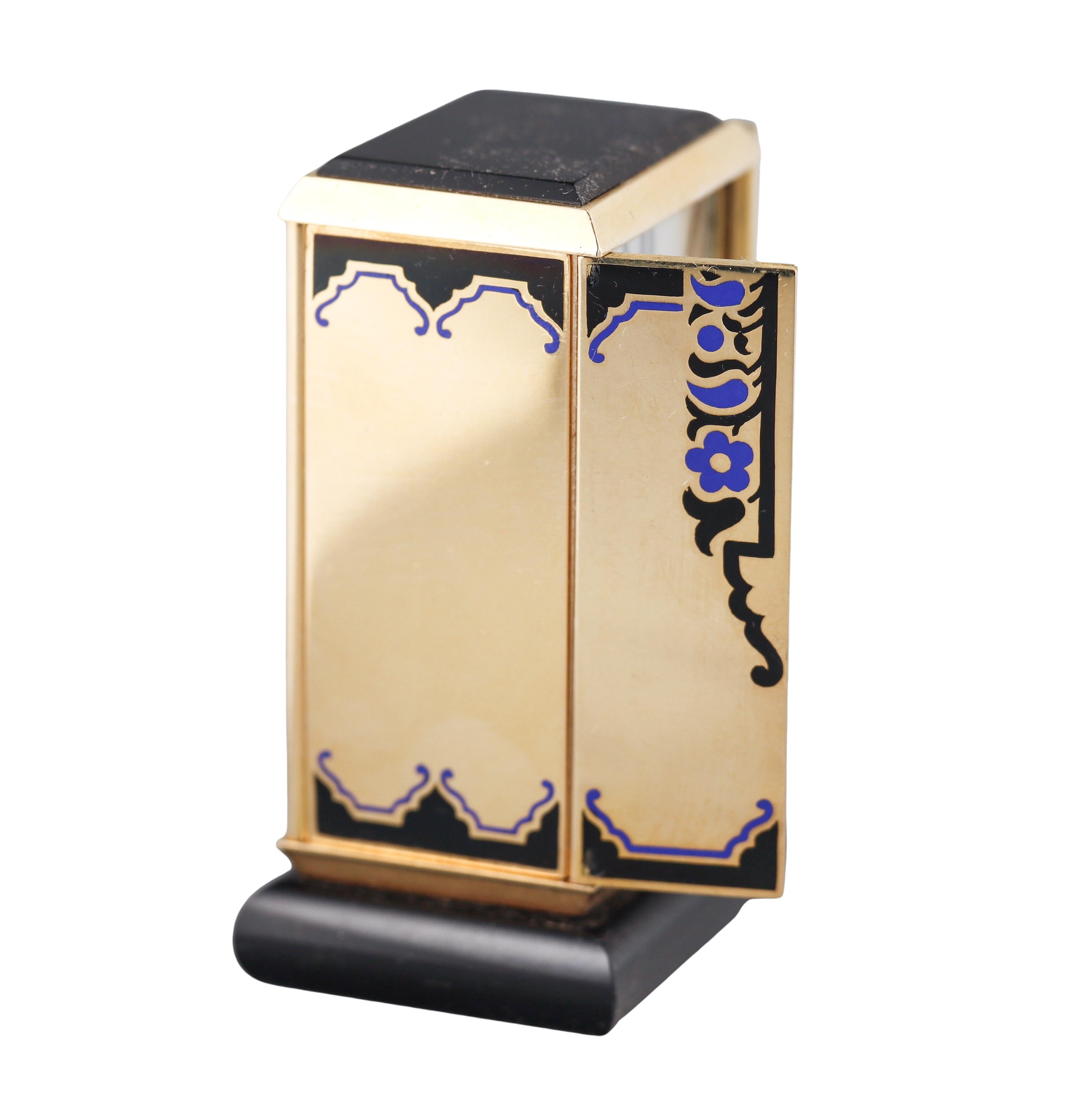 Brevete Janesich Art Deco Yellow Gold Diamond Enamel Desk Clock In Excellent Condition For Sale In New York, NY