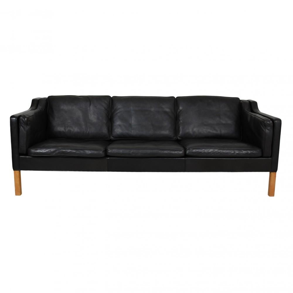Scandinavian Modern Børge Mogensen 2213 3, Pers Sofa in Black Leather with Patina