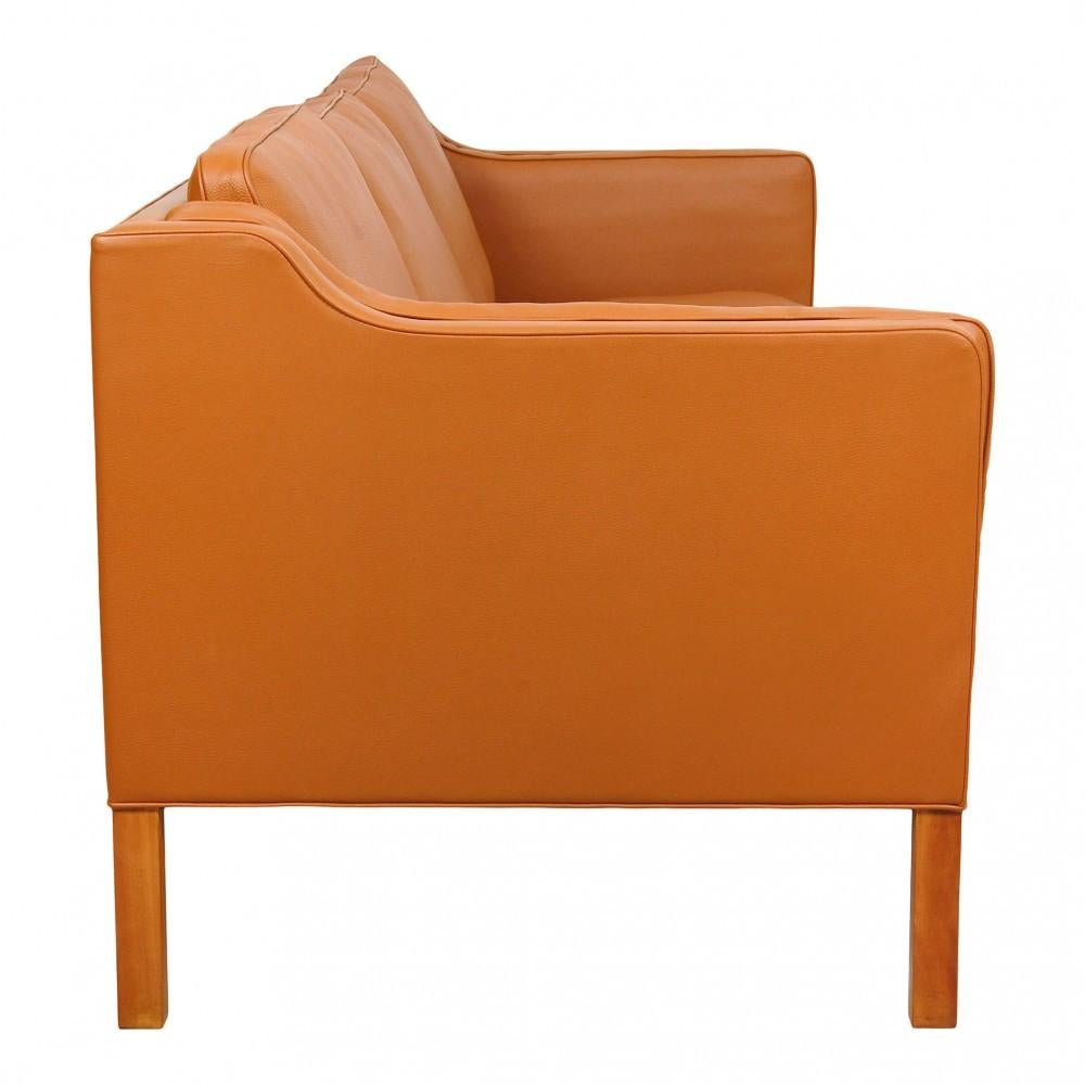 Scandinavian Modern Børge Mogensen 2213 3, Pers Sofa Reupholstered in Cognac Bizon Leather For Sale