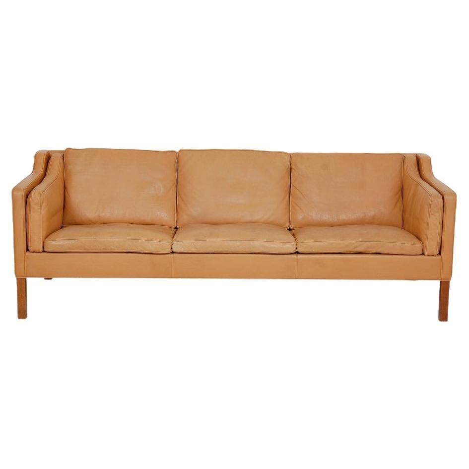Børge Mogensen 2213 3pers Sofa with Patinated Naturally Colored Classic Leather For Sale