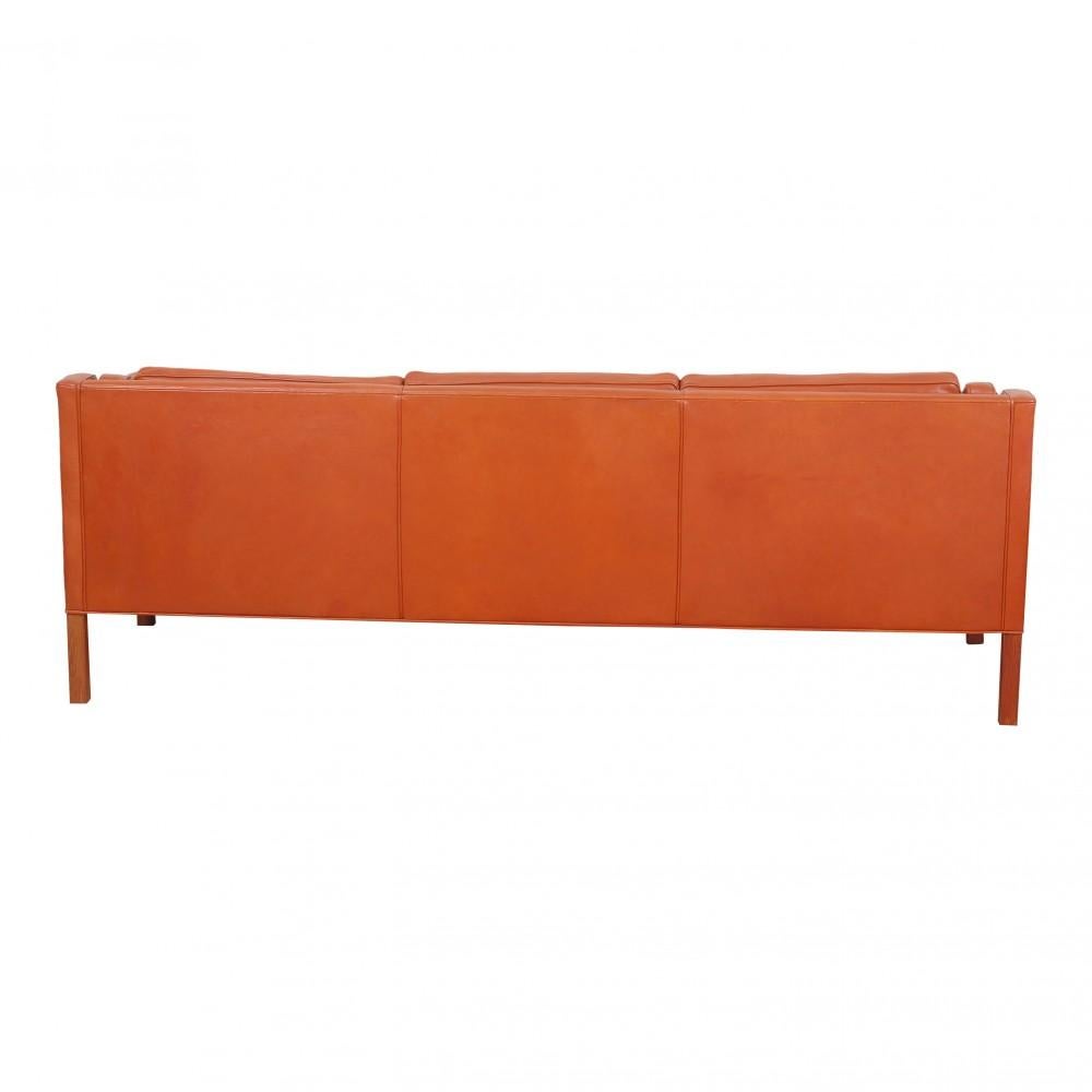 Børge Mogensen 2213 sofa with original patinated cognac leather In Good Condition In Herlev, 84