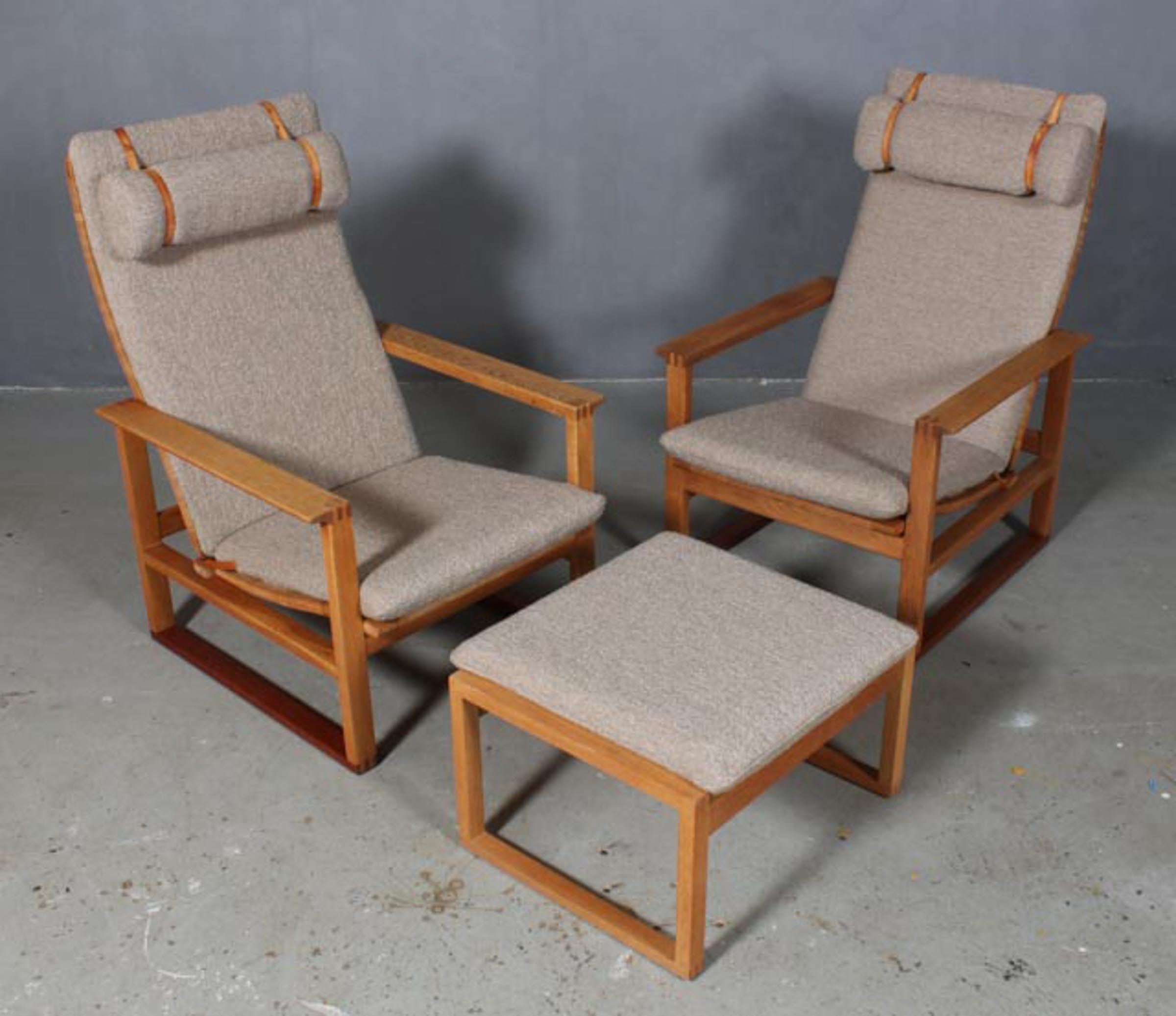 Scandinavian Modern Børge Mogensen 2254 Oak Pair of Sled Lounge Chair w/ Ottoman in Cane