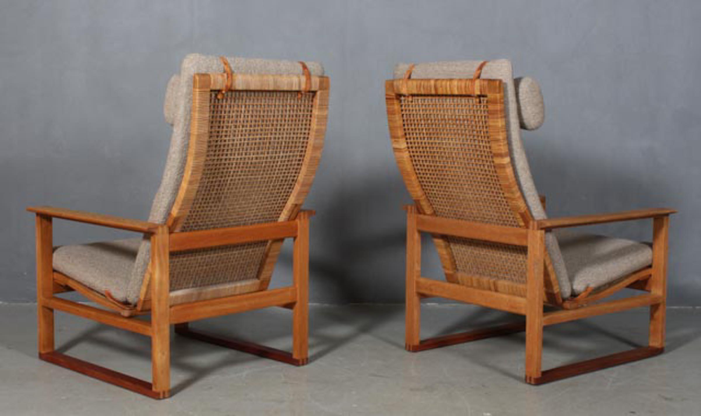 Børge Mogensen 2254 Oak Pair of Sled Lounge Chair w/ Ottoman in Cane 2