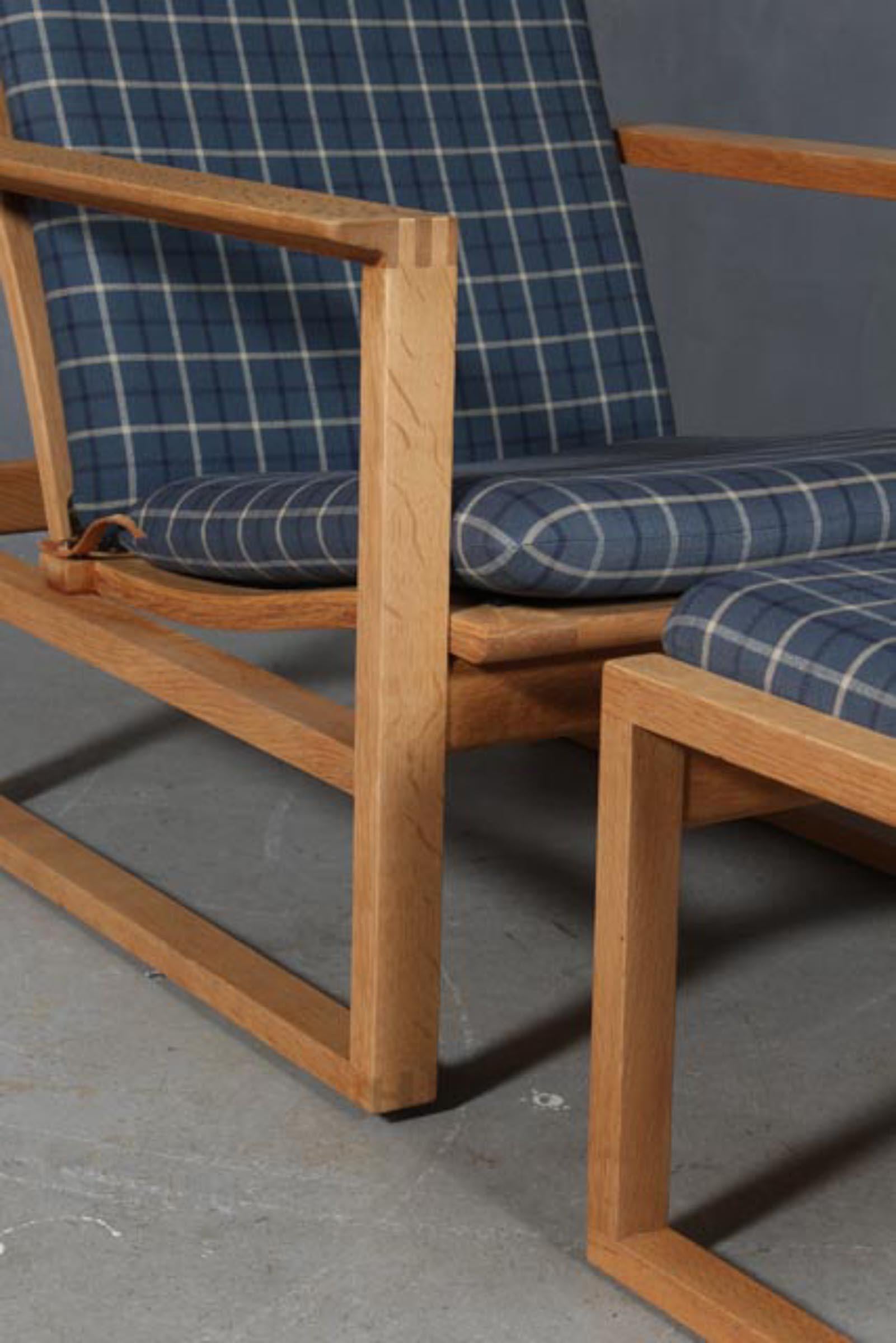 Børge Mogensen 2254 Oak Sled Lounge Chair and Ottoman in, 1956, Denmark In Good Condition In Esbjerg, DK