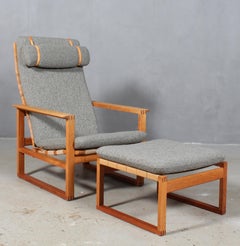 Børge Mogensen 2254 Oak Sled Lounge Chair and Ottoman in Cane, 1956, Denmark