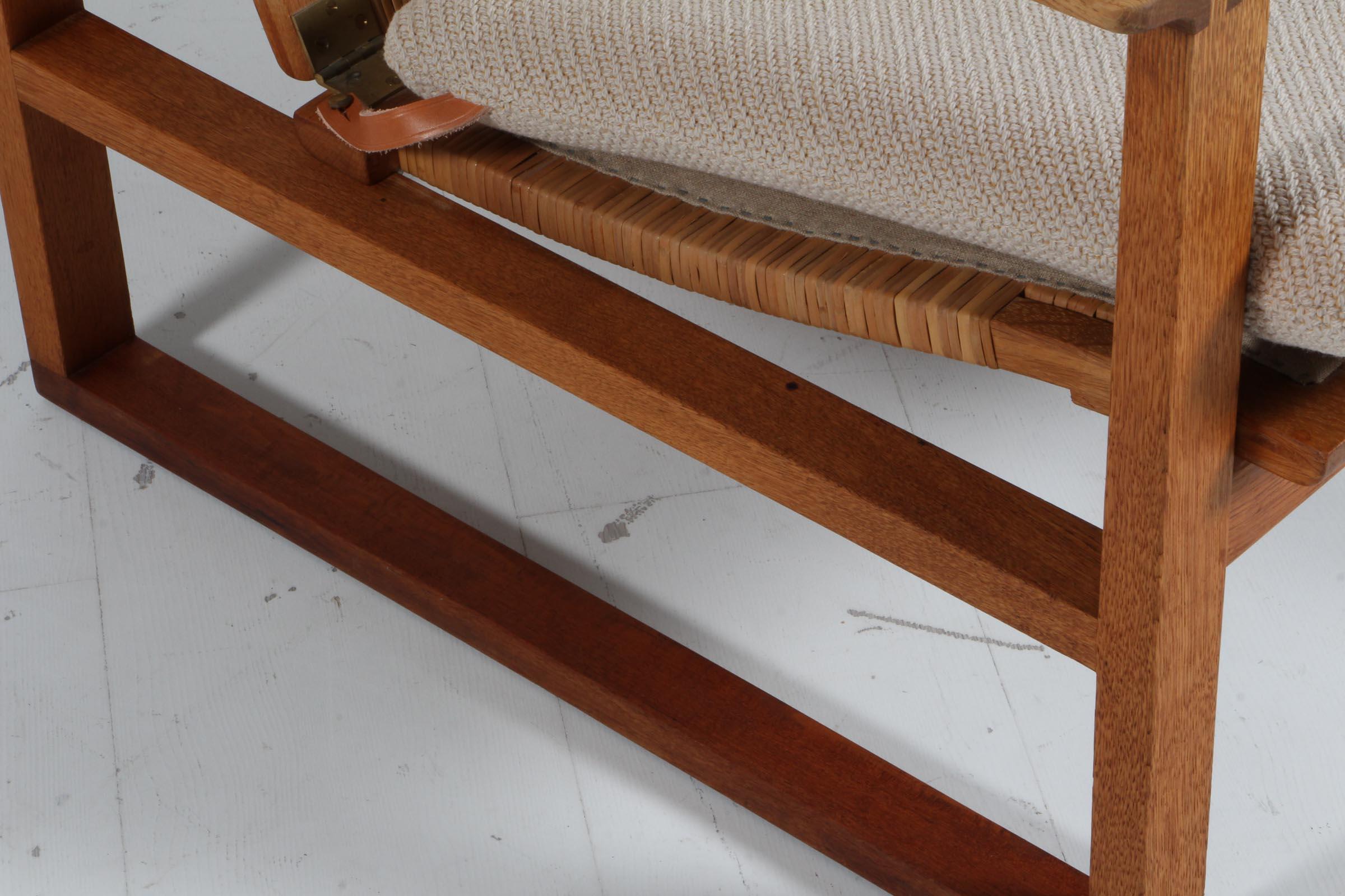 Børge Mogensen 2254 Oak Sled Lounge Chair in Cane, 1956, Denmark For Sale 1