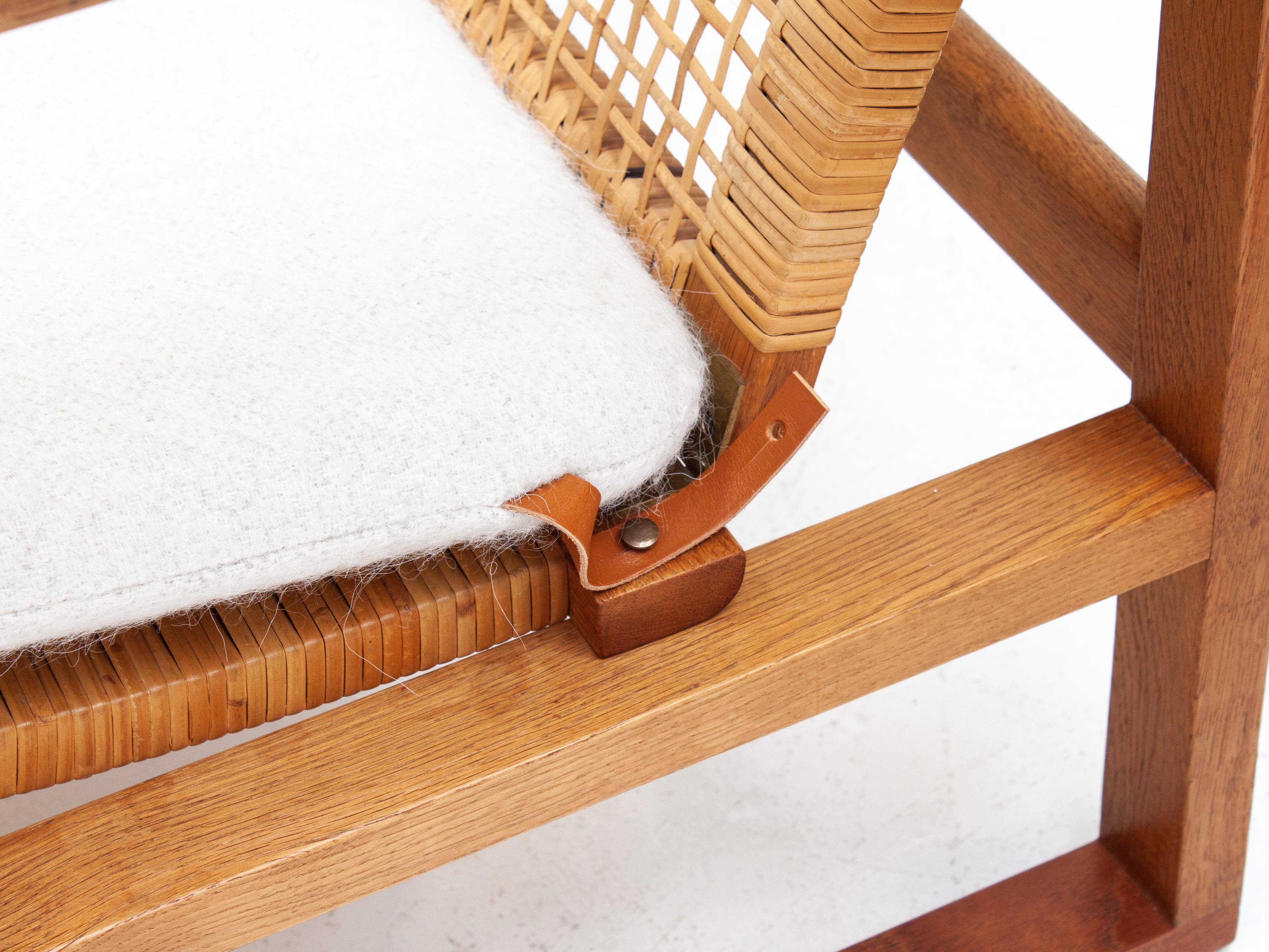 Børge Mogensen 2256 Oak Sled Lounge Chairs in Cane, 1956, Fredericia, Denmark 9