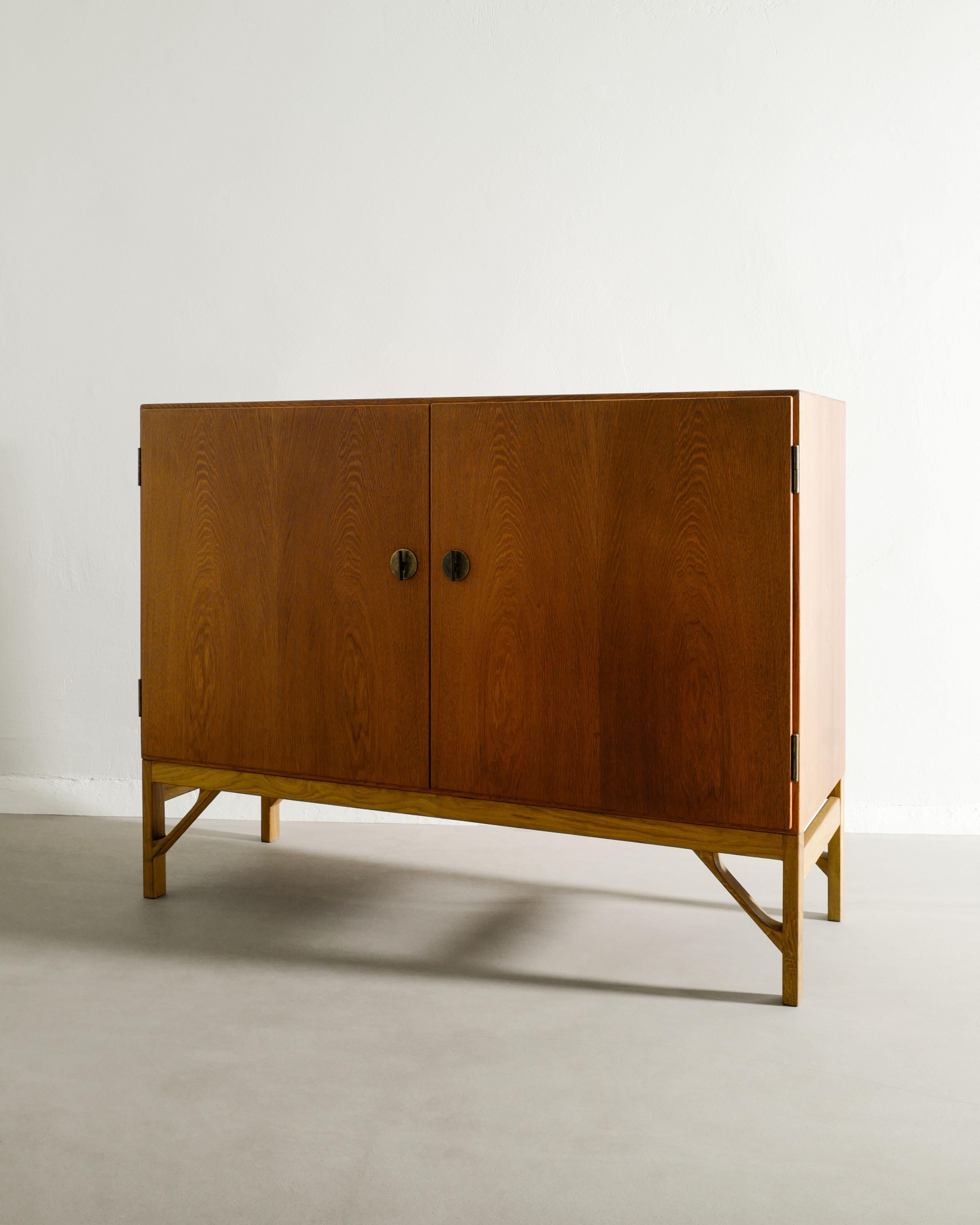 Brass Børge Mogensen 232 Wooden Sideboard Cabinet in Oak by FBD Møbler Denmark, 1960s  For Sale