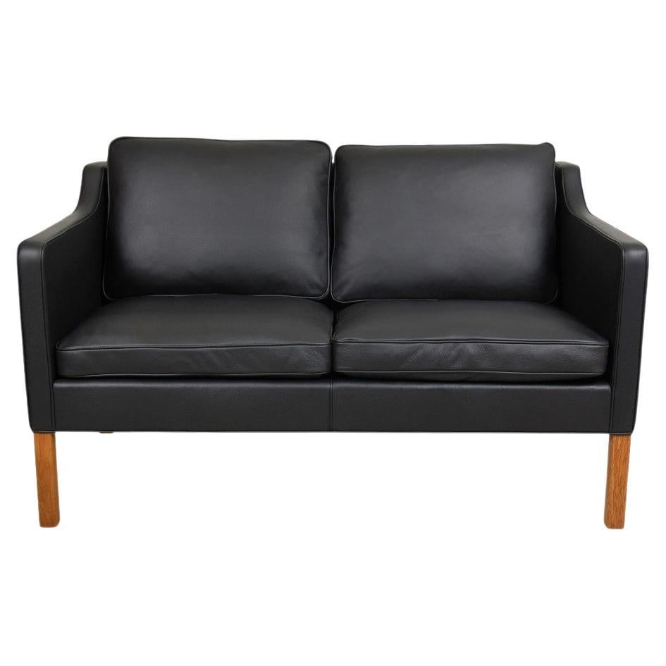 Børge Mogensen 2322 2-Pers Sofa Newly Upholstered with Black Bison Leather For Sale