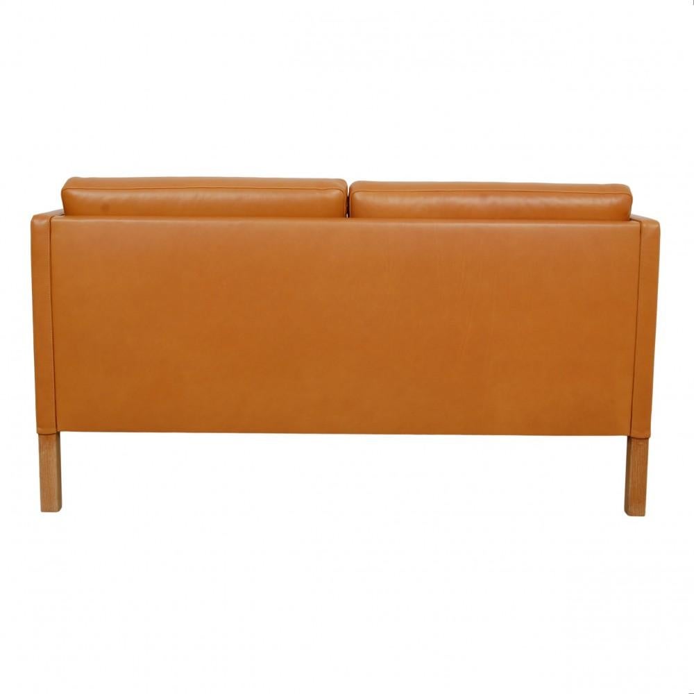 Børge Mogensen 2442, 2, Seater Sofa Reupholstered in Cognac Anilin Leather For Sale 4