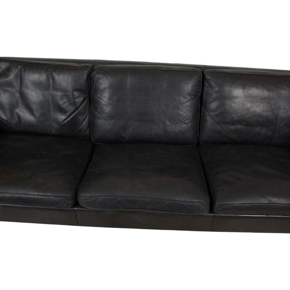 Danish Børge Mogensen 3 Seater Sofa 2213 in Patinated Black Leather For Sale