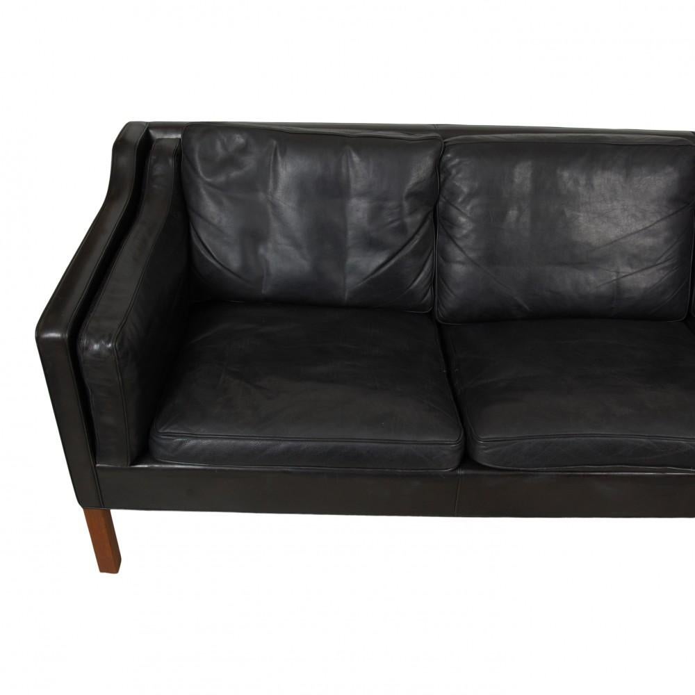 Børge Mogensen 3 Seater Sofa 2213 in Patinated Black Leather In Fair Condition For Sale In Herlev, 84