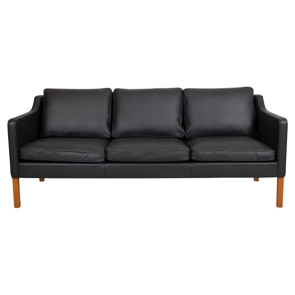 Børge Mogensen 3pers Sofa 2323 Newly Upholstered with Black Bison Leather For Sale