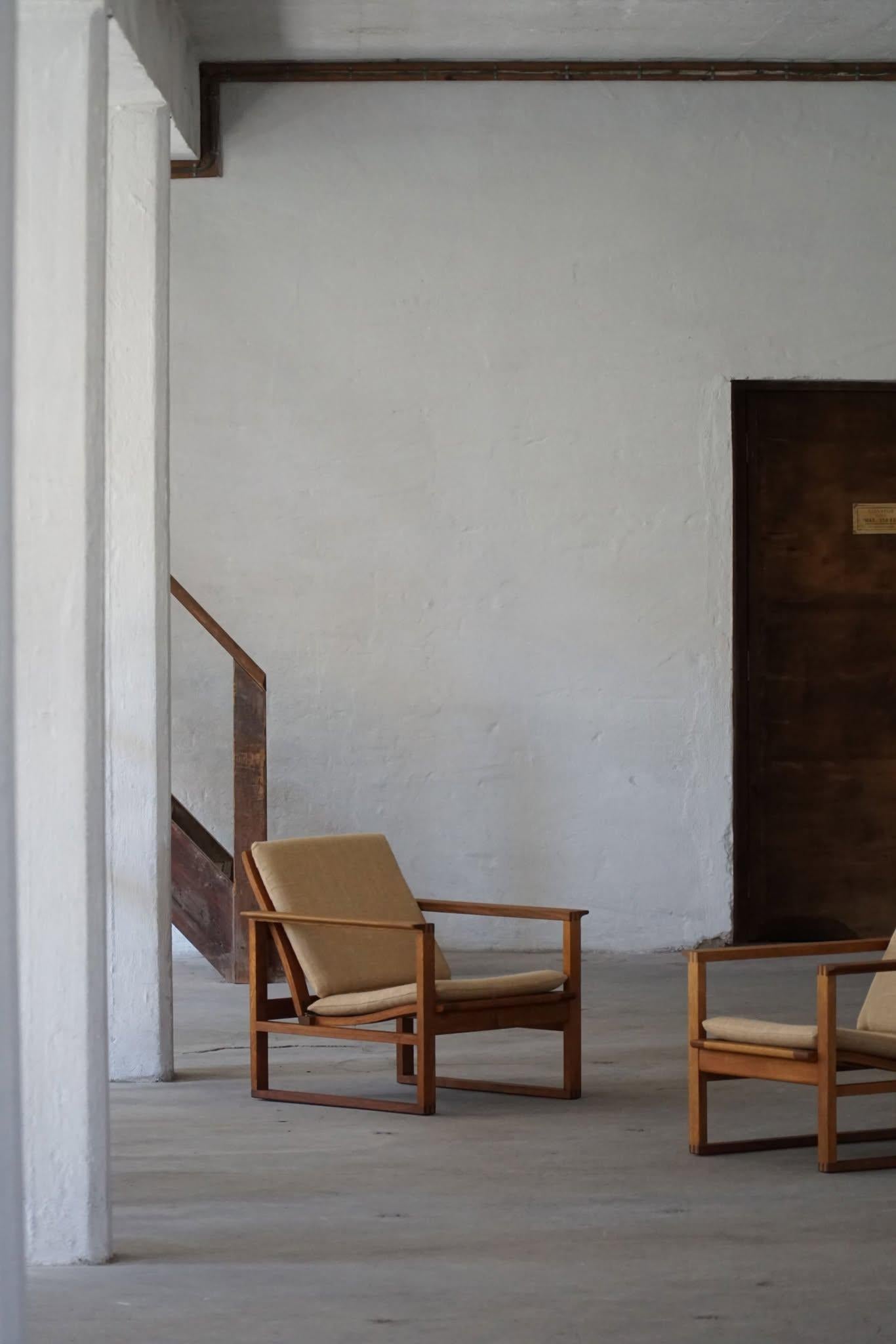 Børge Mogensen, paire de chaises longues BM2256 en Oak Oak et Hessian, Danemark, années 1960 en vente 13