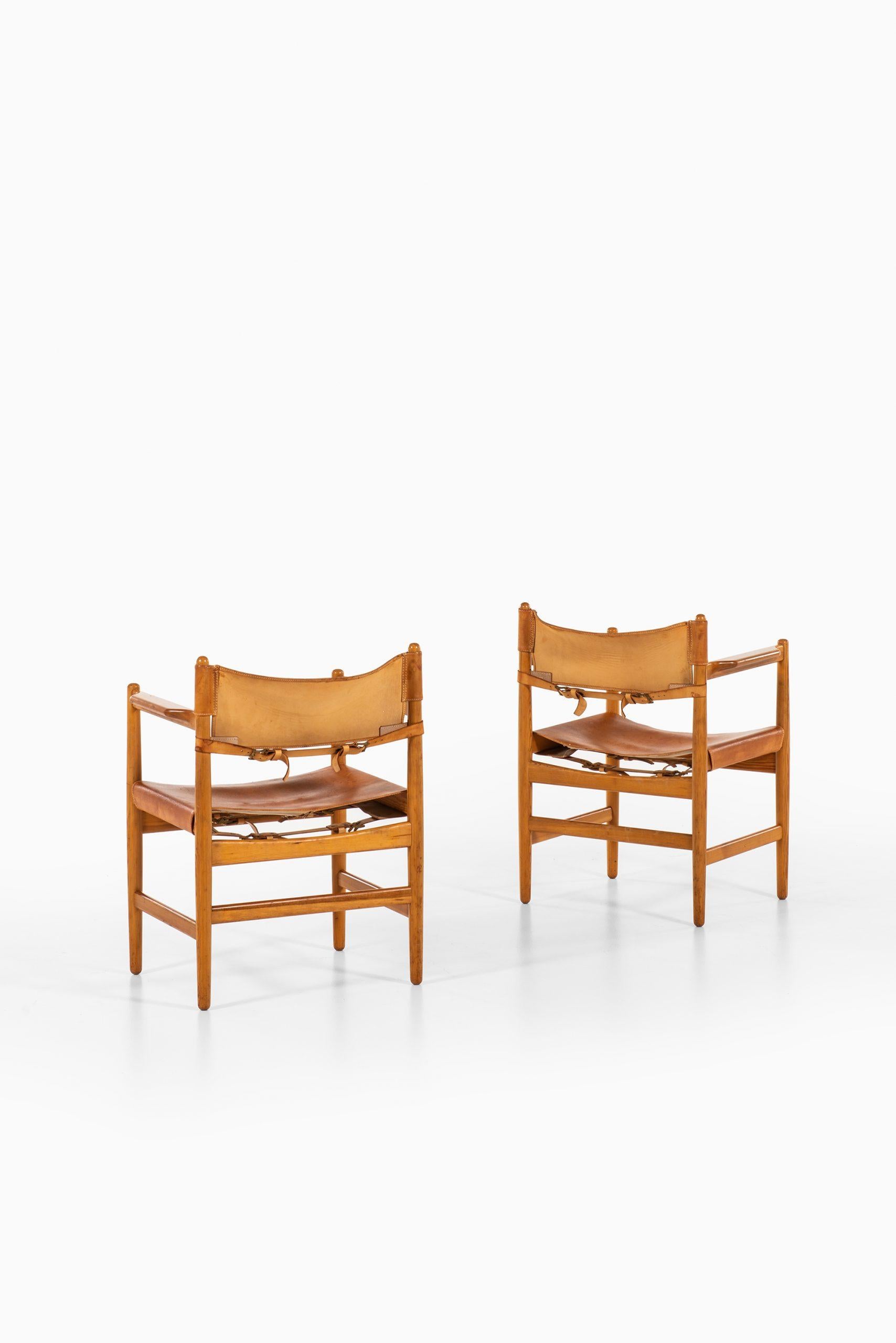 Børge Mogensen Armchairs / Chairs Produced by Svensk Fur in Sweden For Sale 4
