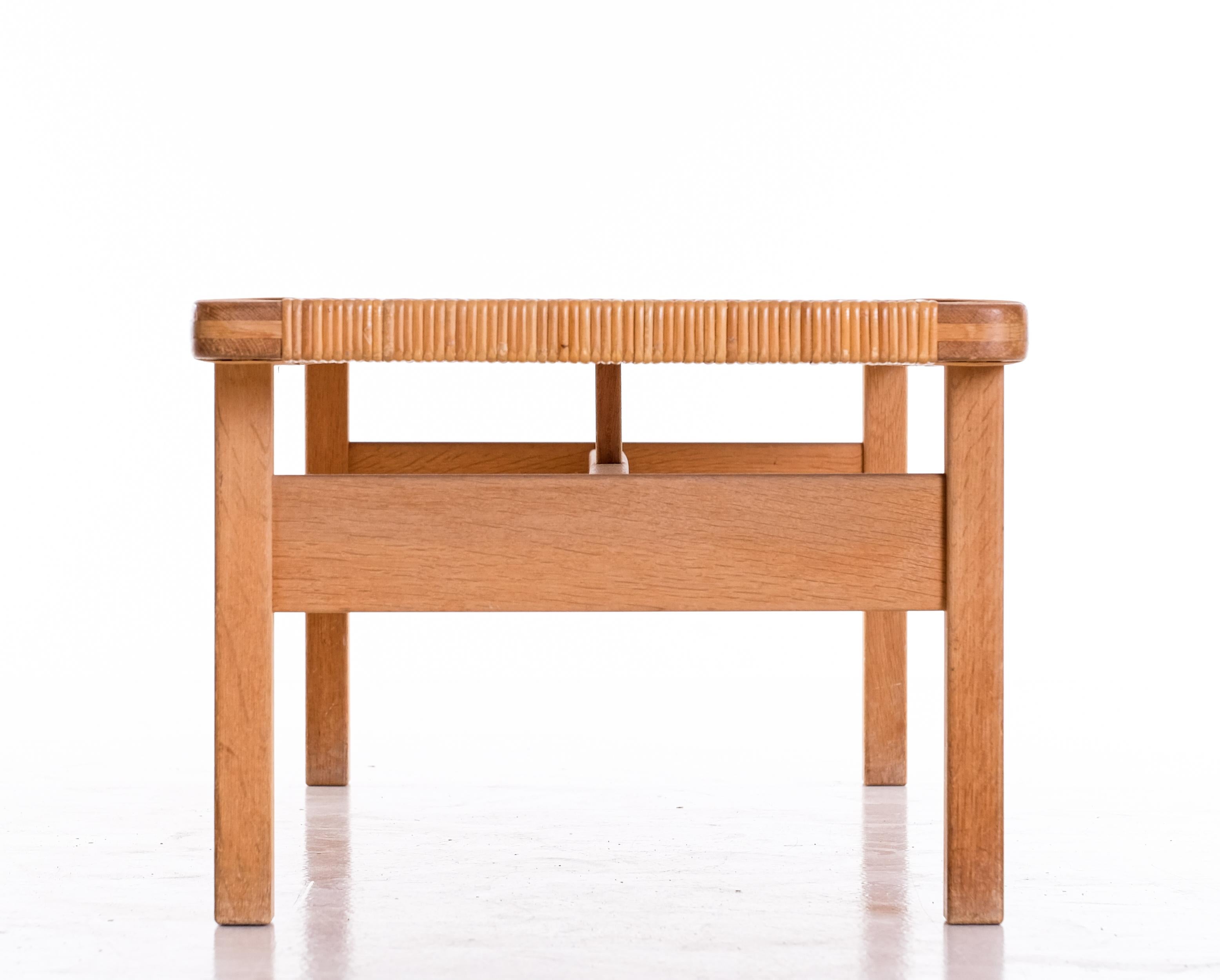 Børge Mogensen Bench / Coffee Table by Fredericia, Denmark, 1960s For Sale 1