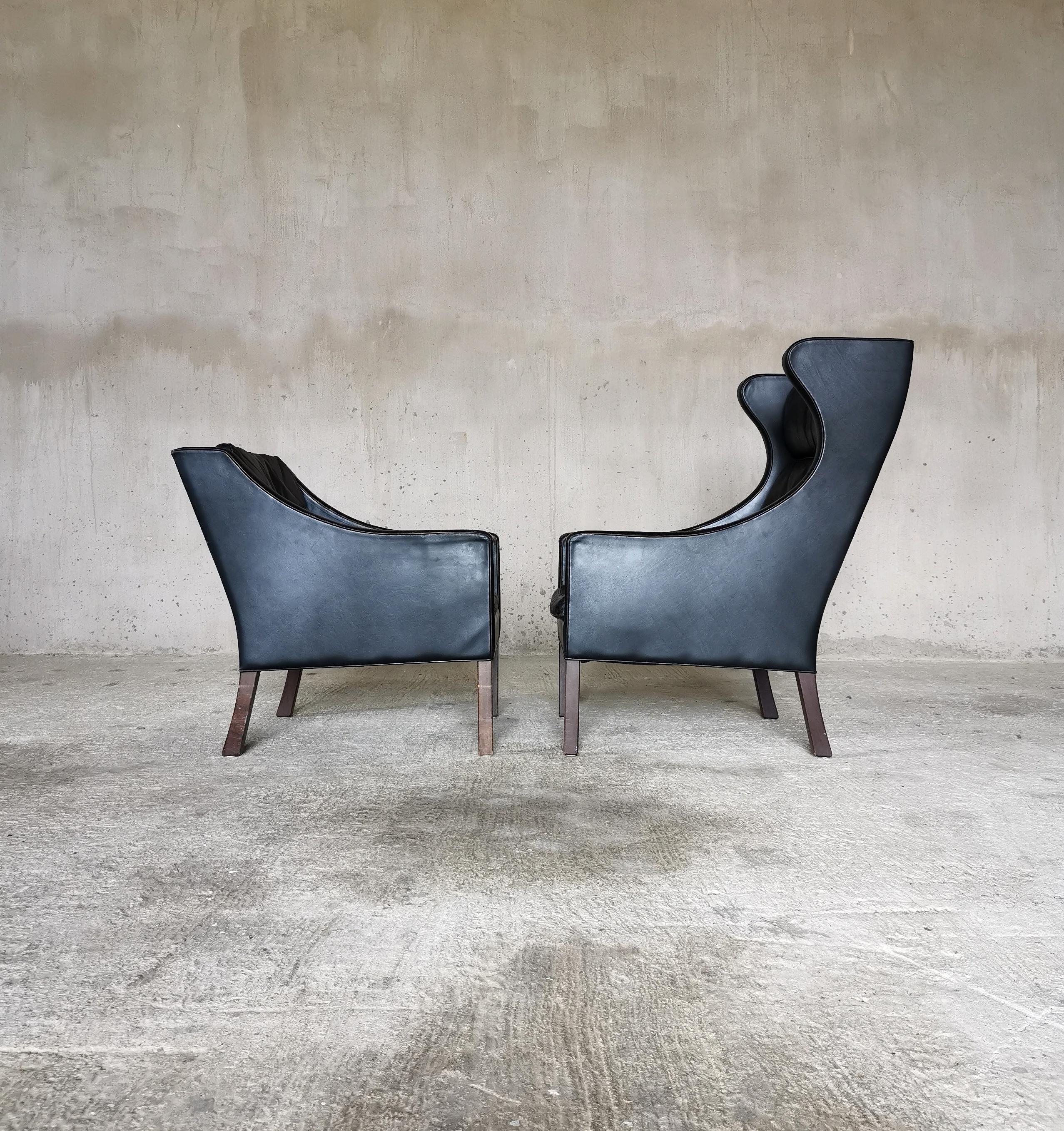 Scandinavian Modern Børge Mogensen Black Leather Lounge Chair 2207 Fredericia Furniture Denmark 1960 For Sale