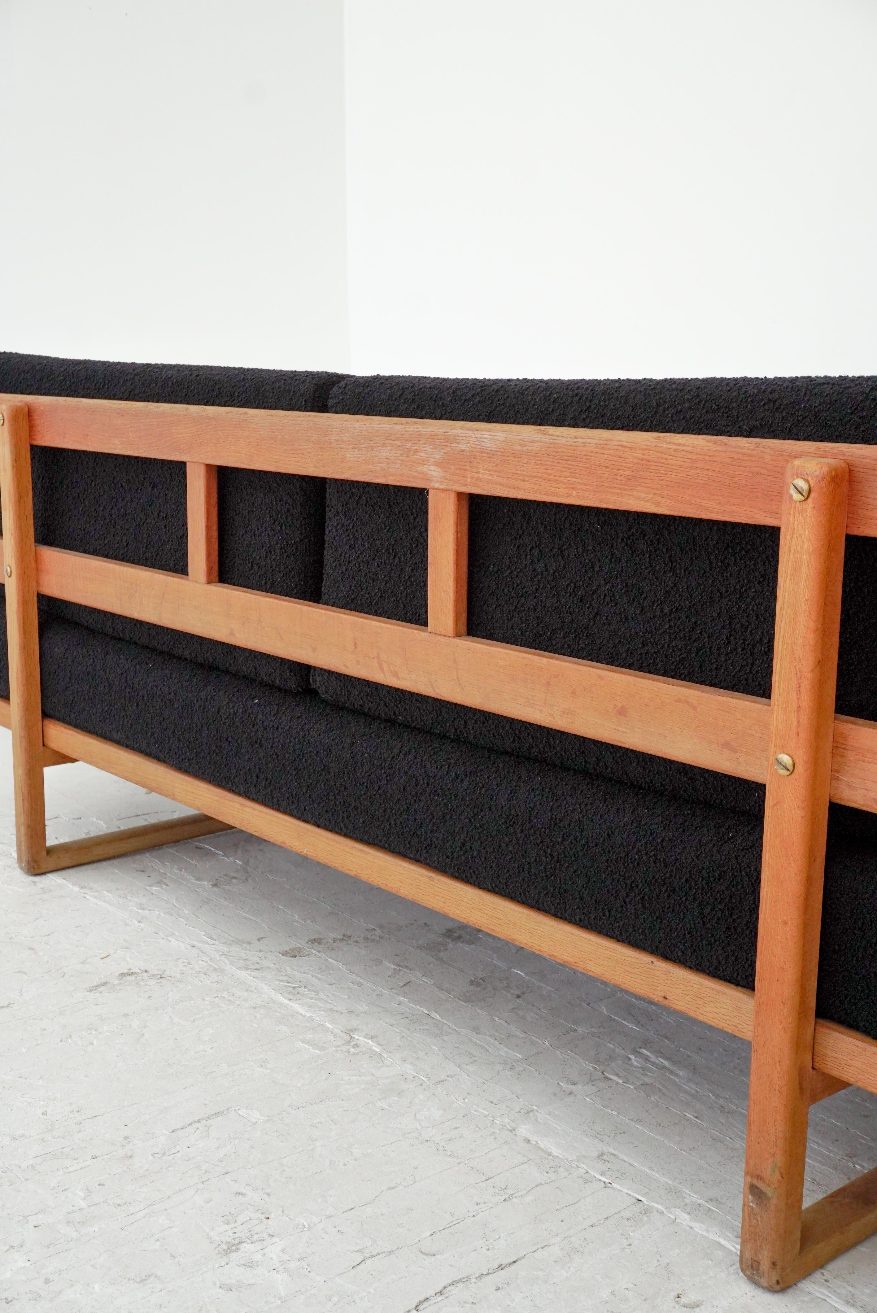 Børge Mogensen Black Wool Daybed Model 4312 In Good Condition In New York, NY