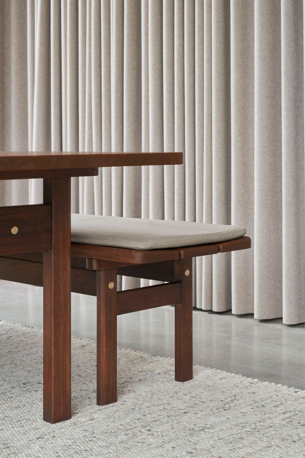 XXI secolo e contemporaneo Børge Mogensen BM0700 Panca Asserbo in eucalipto per Carl Hansen in vendita