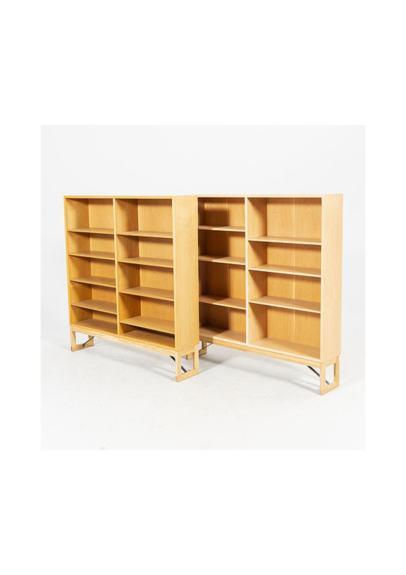 Scandinavian Modern Børge Mogensen Bookcase in Oak For Sale