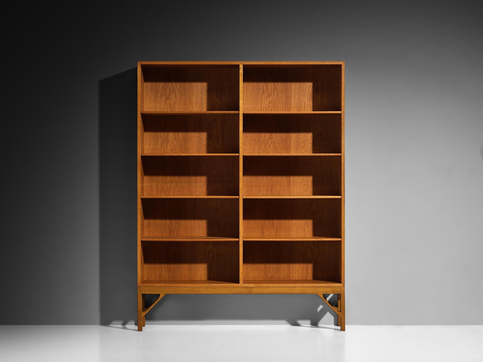 Danish Børge Mogensen Bookcase in Oak with Open Shelving For Sale