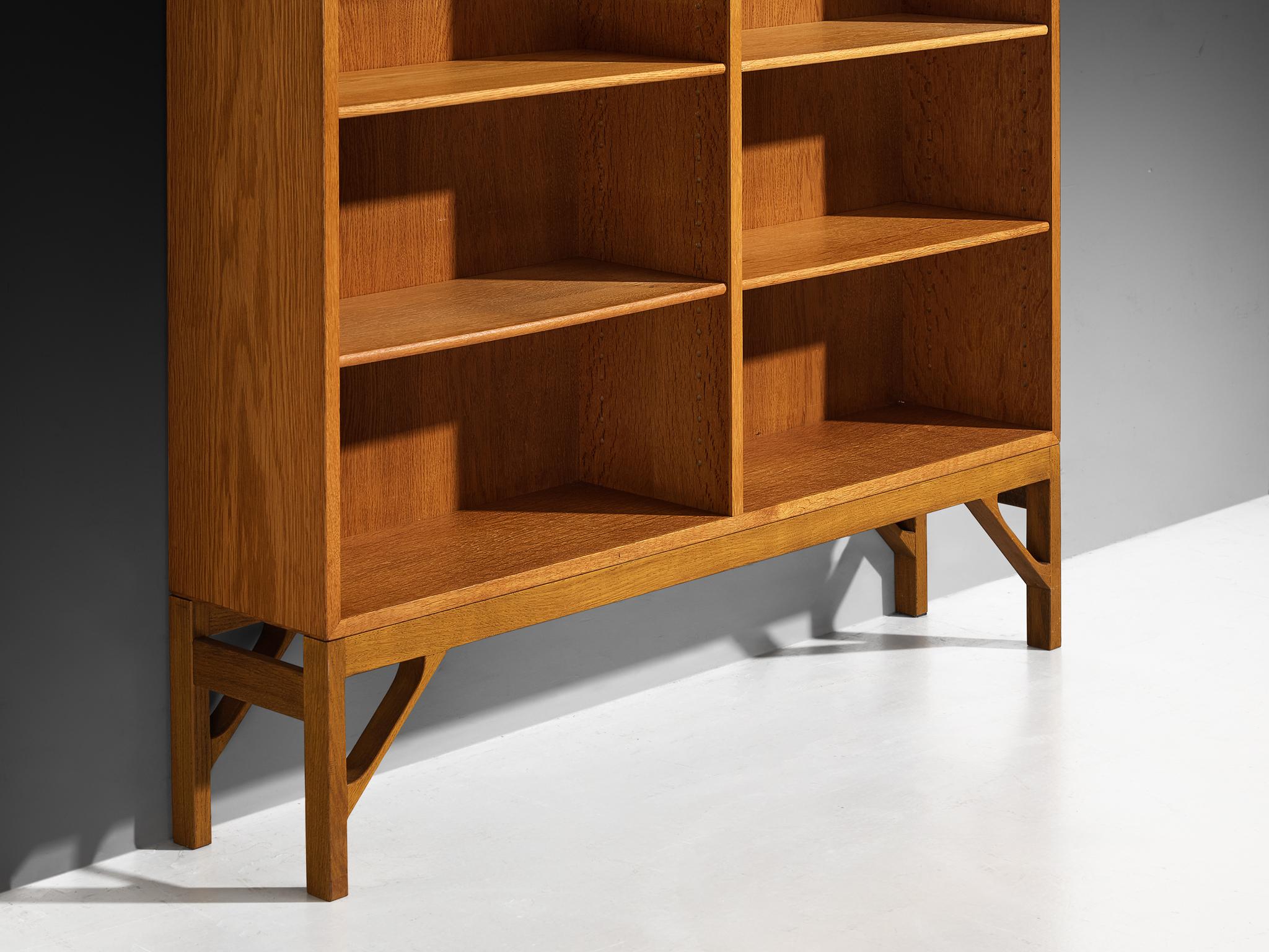 Børge Mogensen Bookcase in Oak with Open Shelving In Good Condition For Sale In Waalwijk, NL