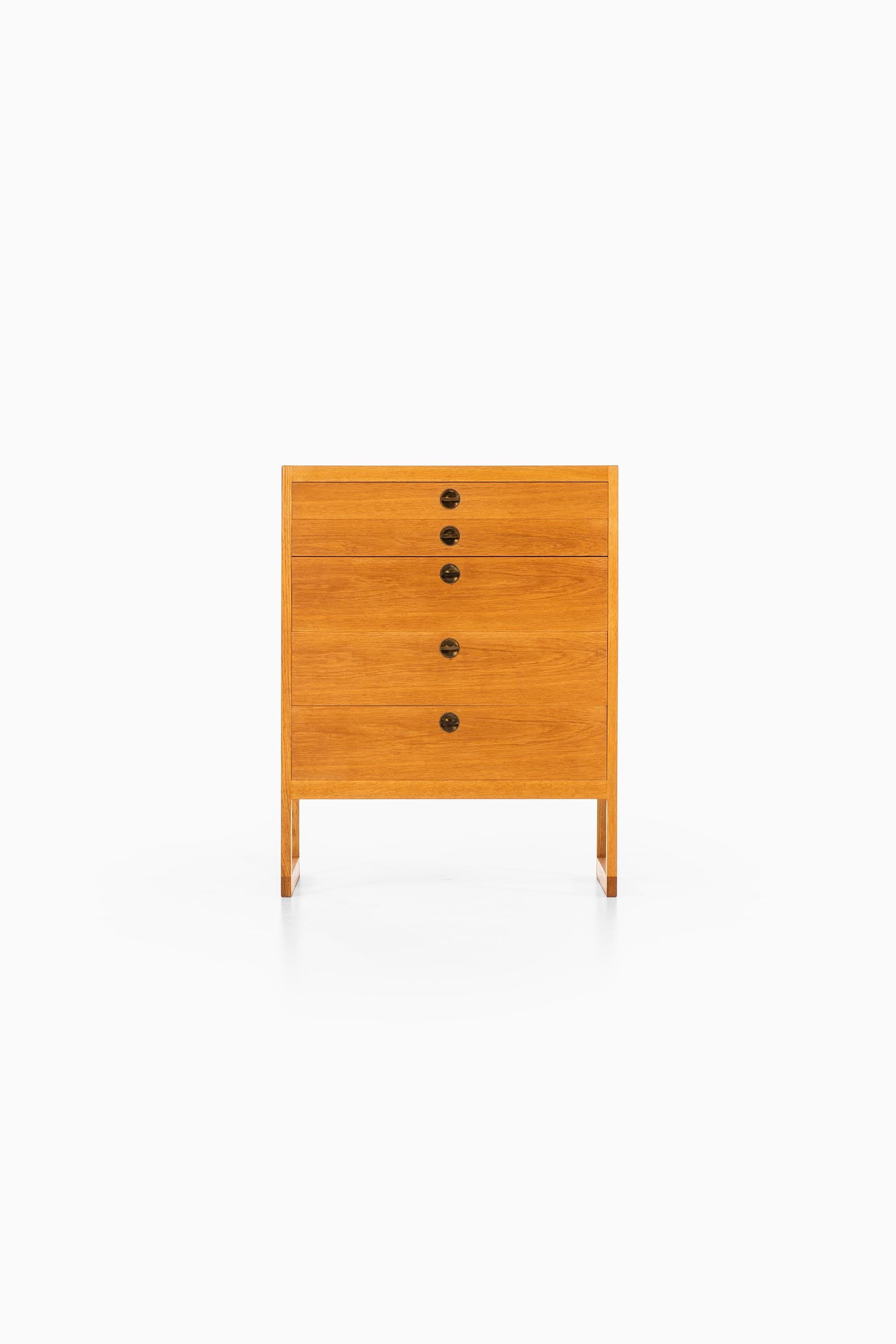 Rare bureau BM57 designed by Børge Mogensen. Produced by P. Lauritsen & Søn in Denmark.