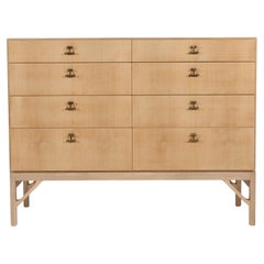 Commode Børge Mogensen sur pieds de Chine en Oak par FDB Møbler 1950s