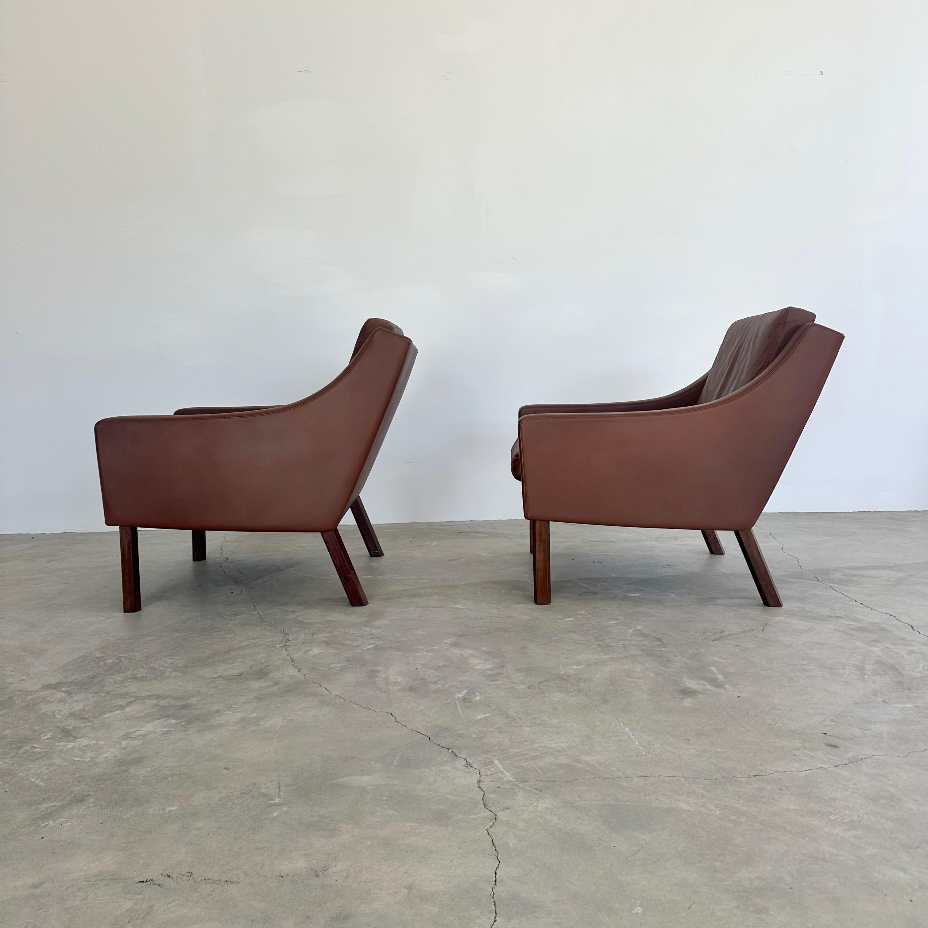 Børge Mogensen Chocolate Brown Leather Lounge Chairs, 1960s Denmark For Sale 5