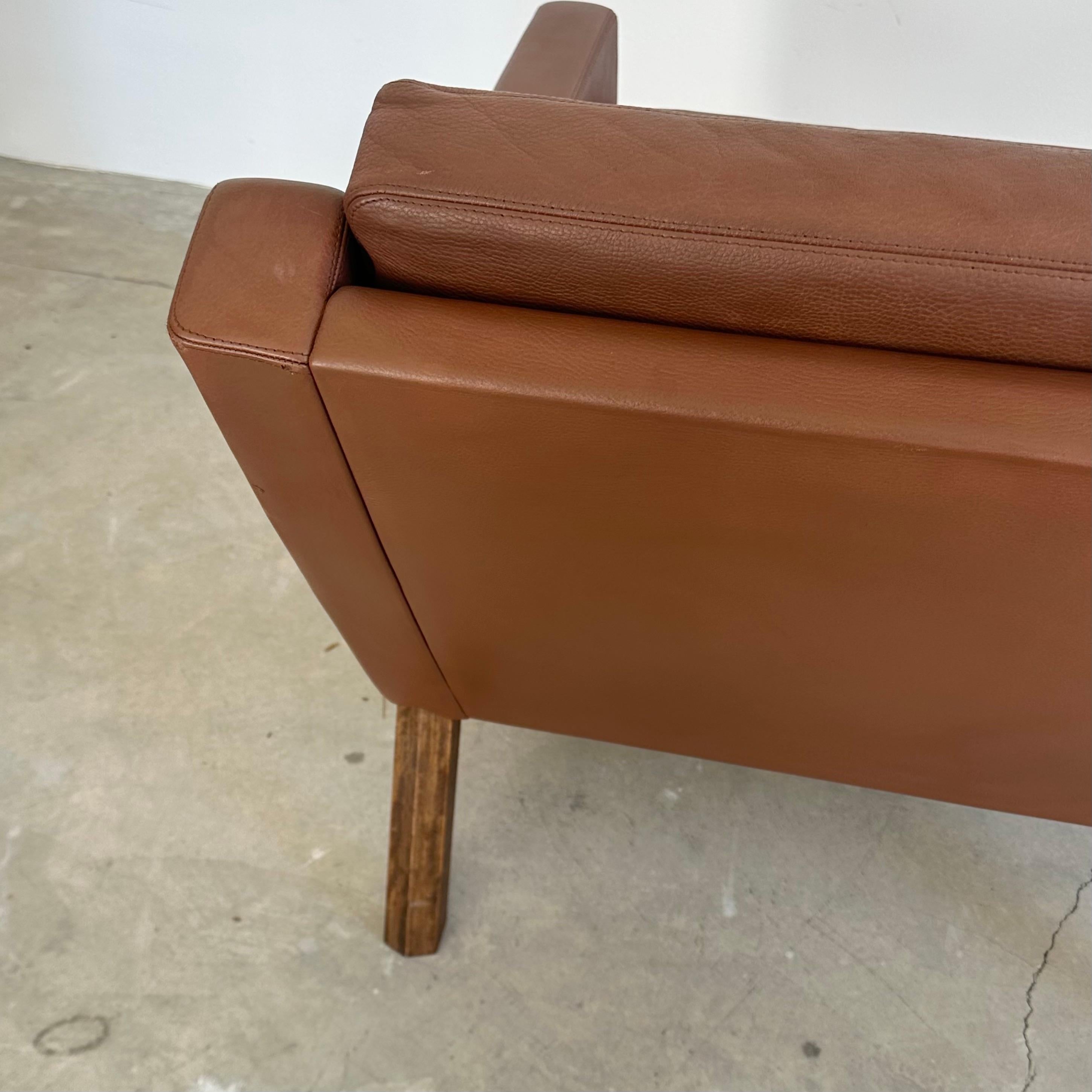 Børge Mogensen Chocolate Brown Leather Lounge Chairs, 1960s Denmark For Sale 12