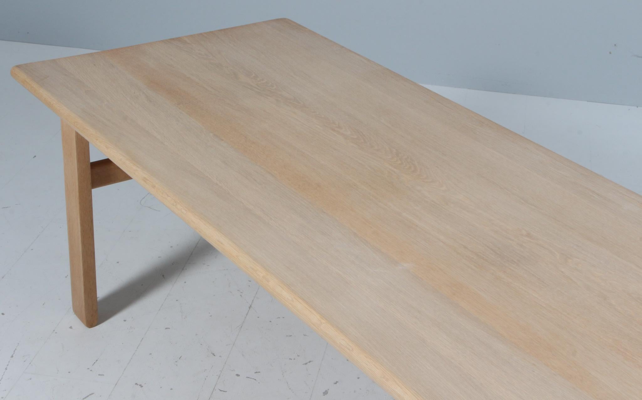 Table basse Børge Mogensen, Chêne traité au savon massif, Modèle 262, Danemark Excellent état - En vente à Esbjerg, DK